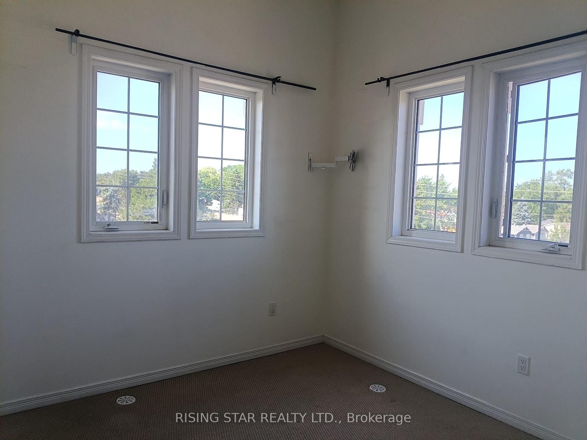 Photo 18 of 180 Howden Boulevard, Brampton, Westgate — HOMEH