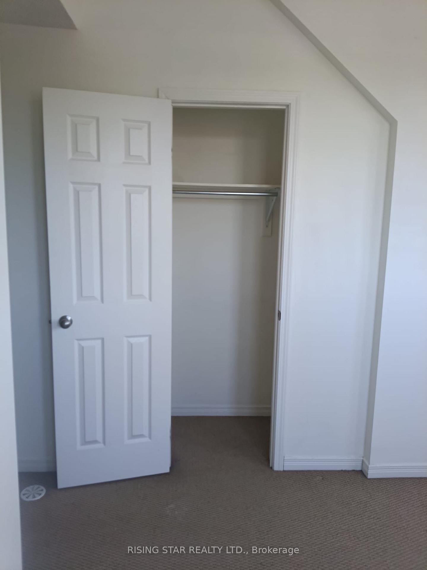 Photo 21 of 180 Howden Boulevard, Brampton, Westgate — HOMEH