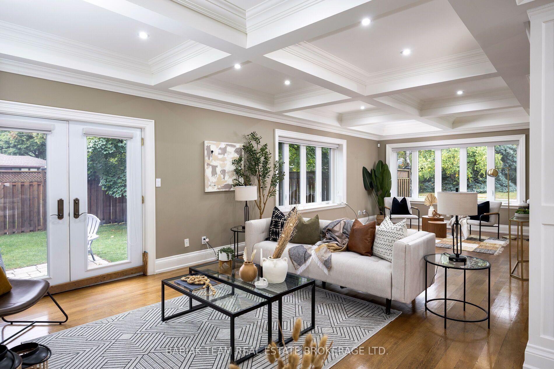 Photo 5 of 31 Keane Avenue, Etobicoke, Islington-City Centre West — HOMEH