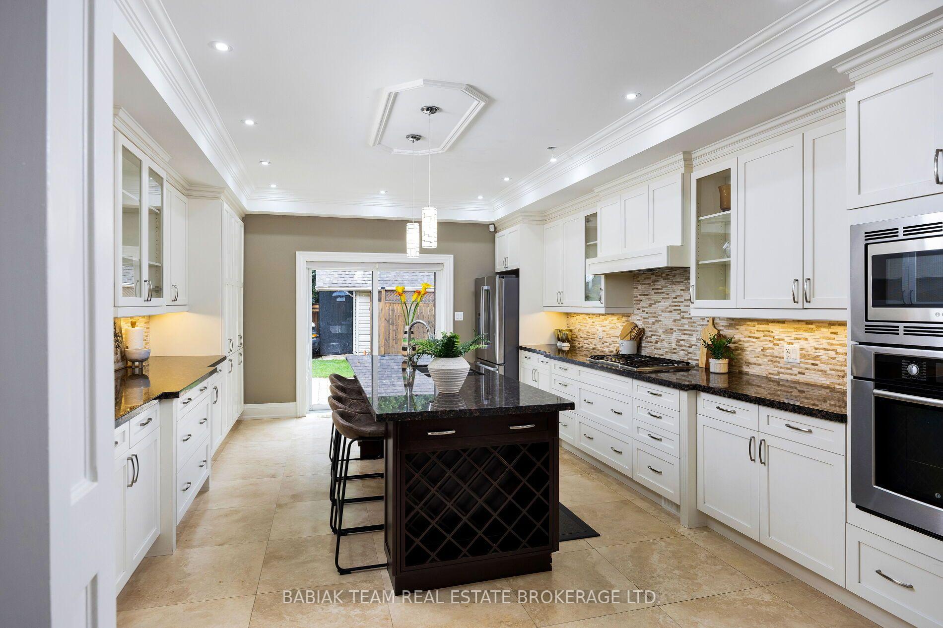 Photo 8 of 31 Keane Avenue, Etobicoke, Islington-City Centre West — HOMEH