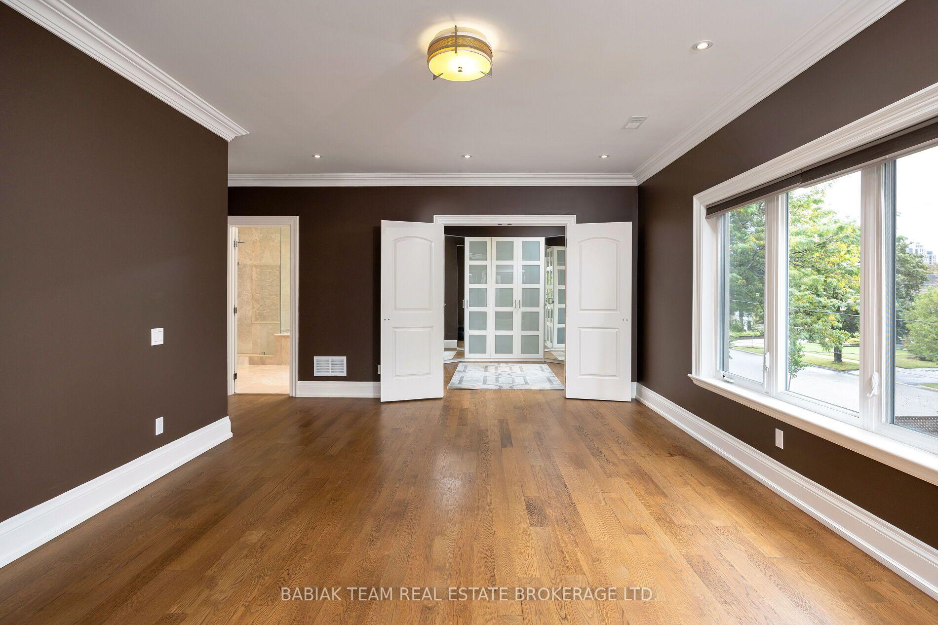 Photo 13 of 31 Keane Avenue, Etobicoke, Islington-City Centre West — HOMEH