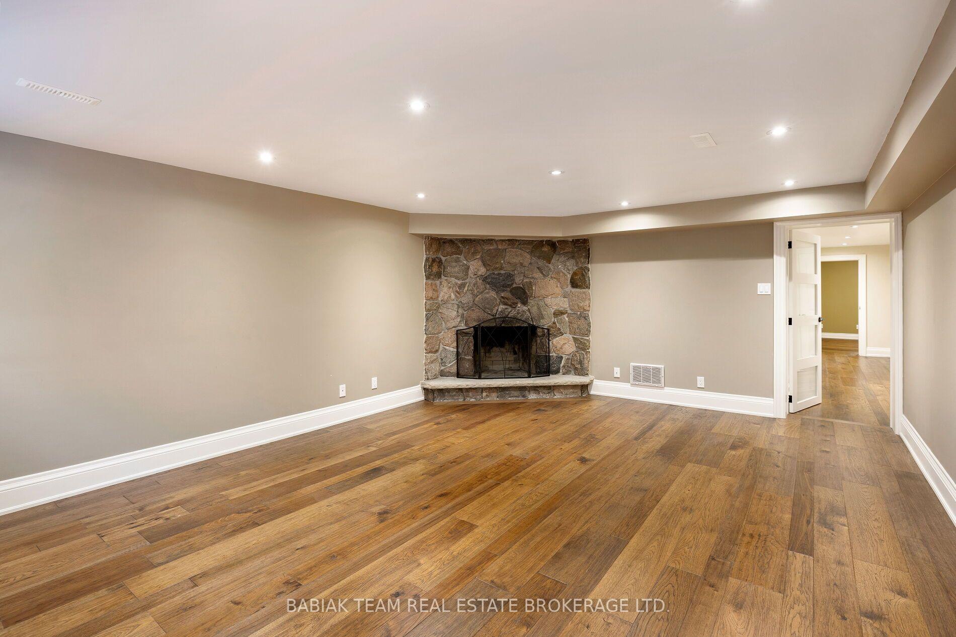 Photo 30 of 31 Keane Avenue, Etobicoke, Islington-City Centre West — HOMEH