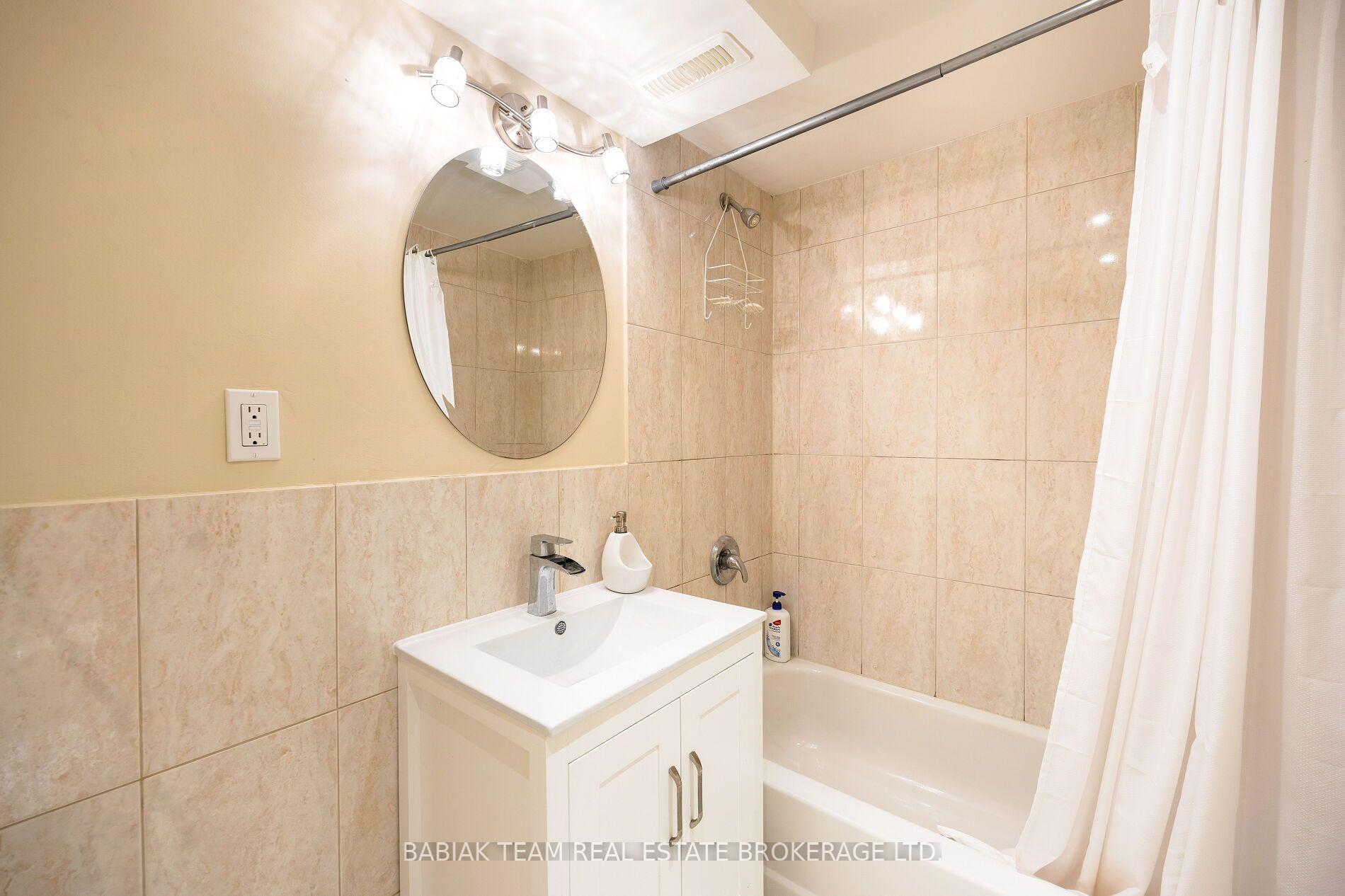 Photo 36 of 31 Keane Avenue, Etobicoke, Islington-City Centre West — HOMEH