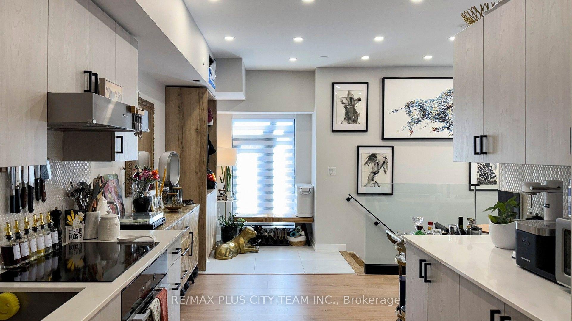 Photo 7 of Unit 209, 485 Logan Avenue, Toronto, South Riverdale — HOMEH