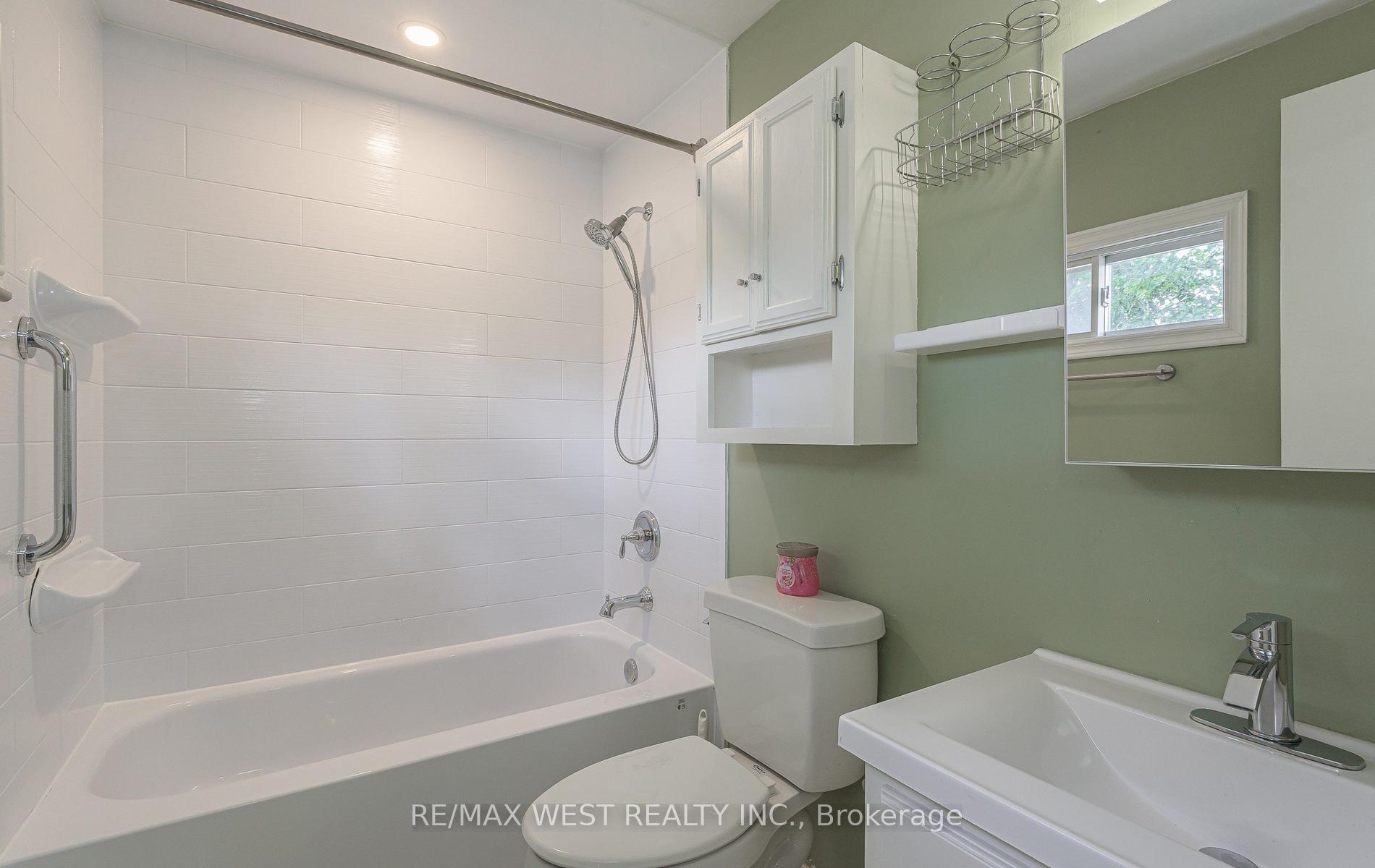 Photo 16 of 22 Josephine Court, Brampton, Northgate — HOMEH