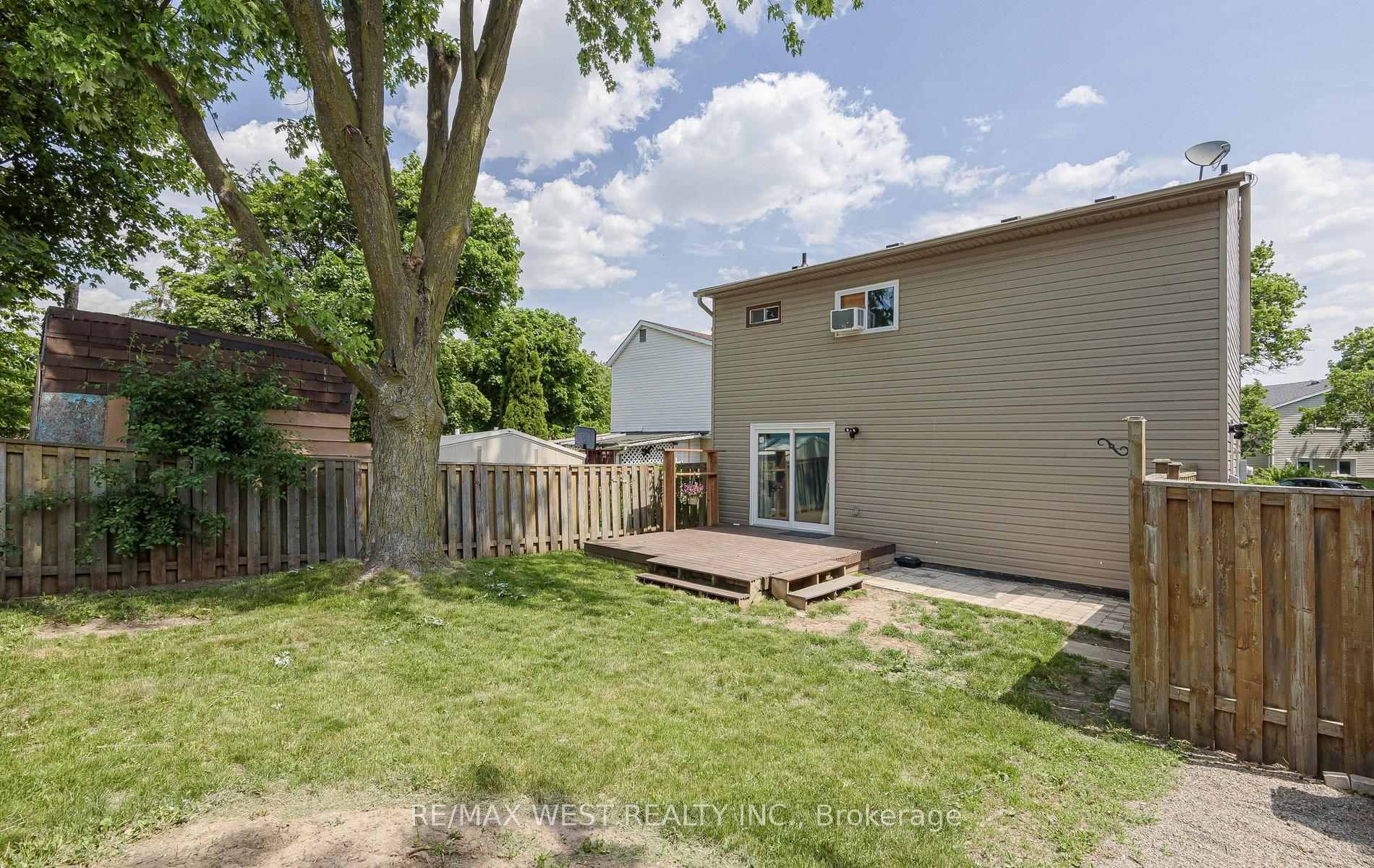 Photo 26 of 22 Josephine Court, Brampton, Northgate — HOMEH