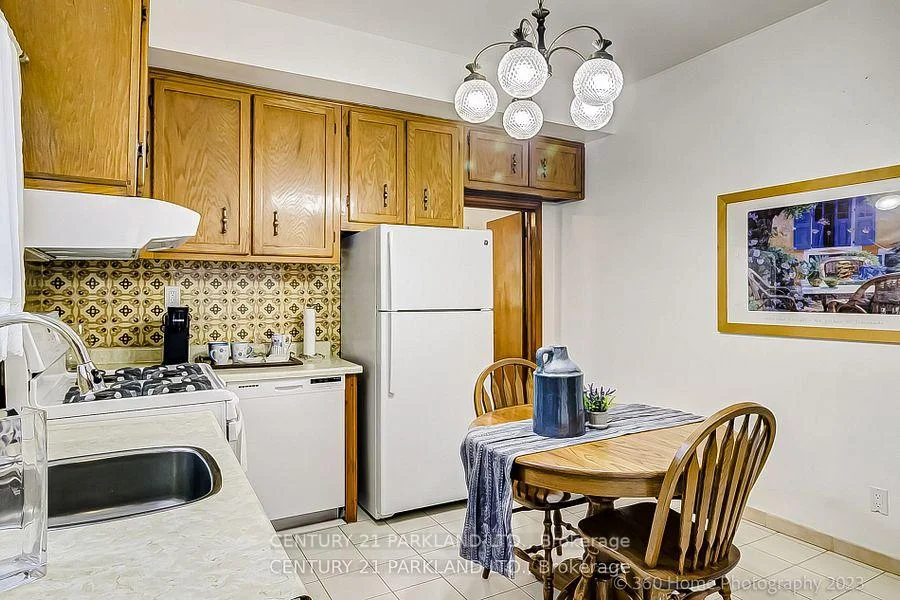 Photo 19 of 114 Eaton Avenue, Toronto, Danforth — HOMEH