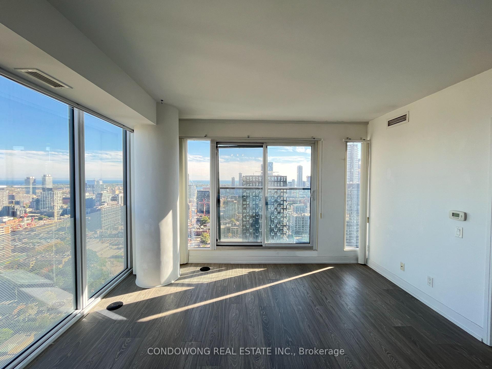 Photo 4 of Unit 3905, 181 Dundas Street E, Toronto, Moss Park — HOMEH
