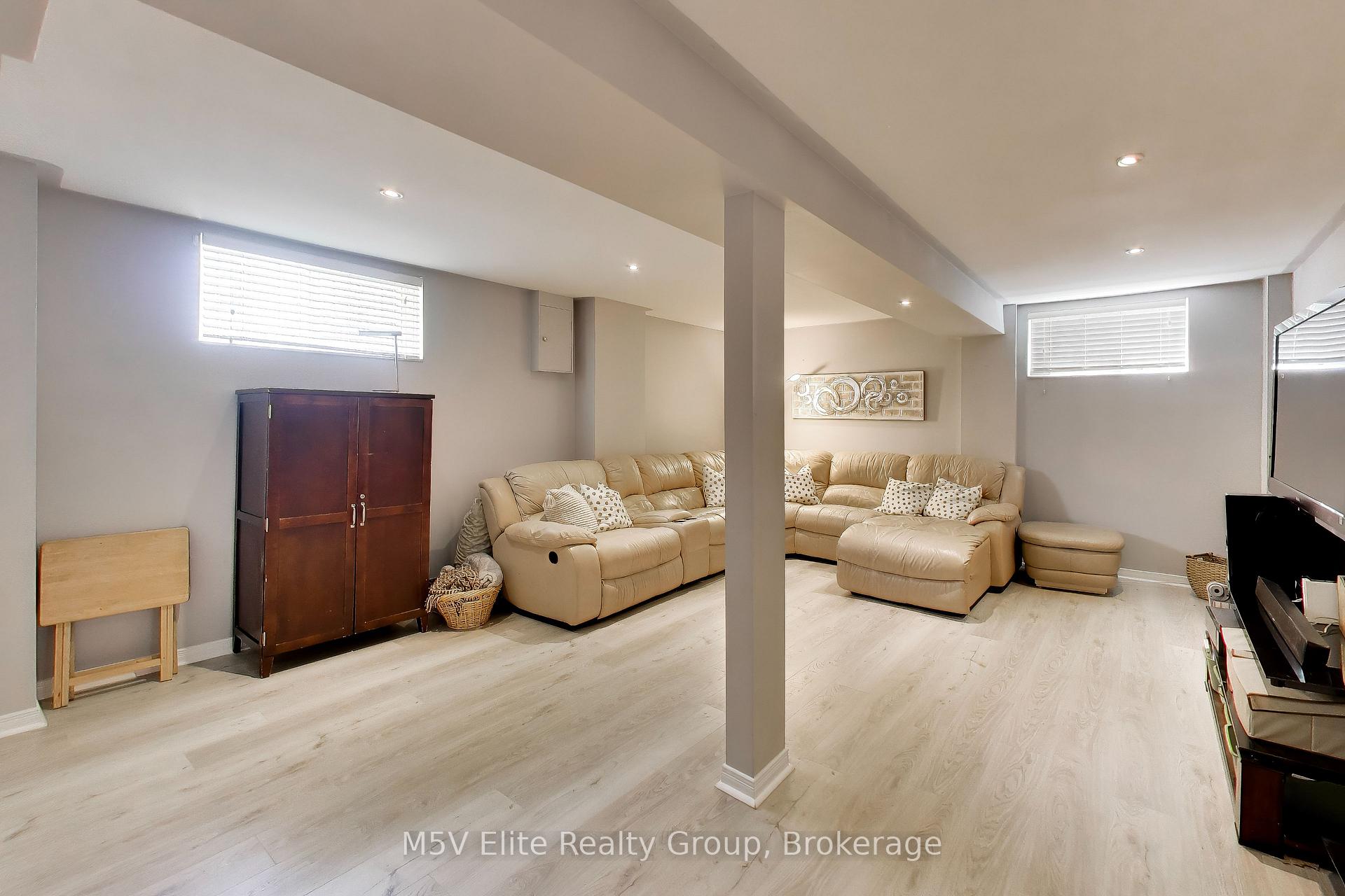 Photo 11 of 46 Royal Orchard Drive, Brampton, Brampton West — HOMEH