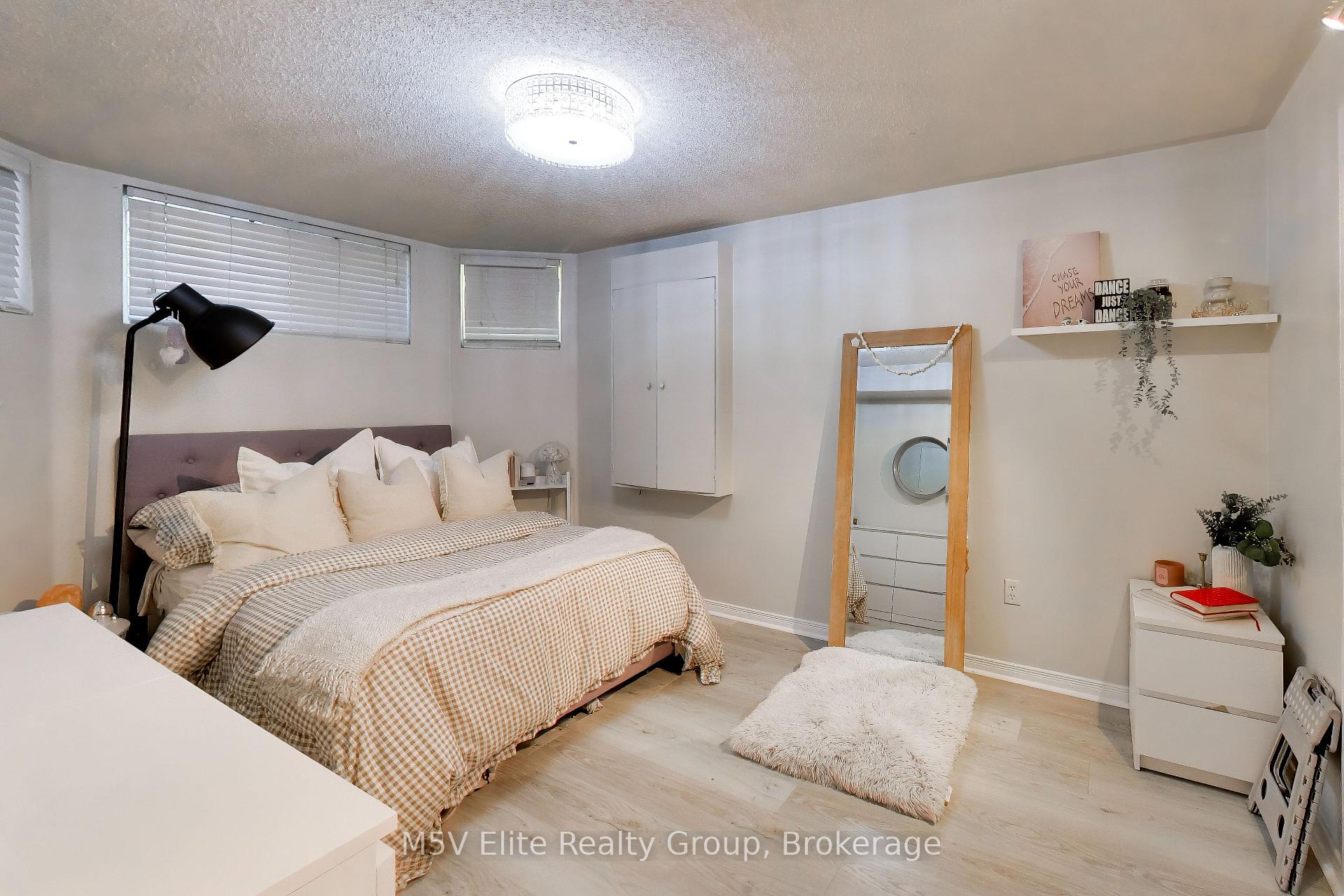 Photo 14 of 46 Royal Orchard Drive, Brampton, Brampton West — HOMEH