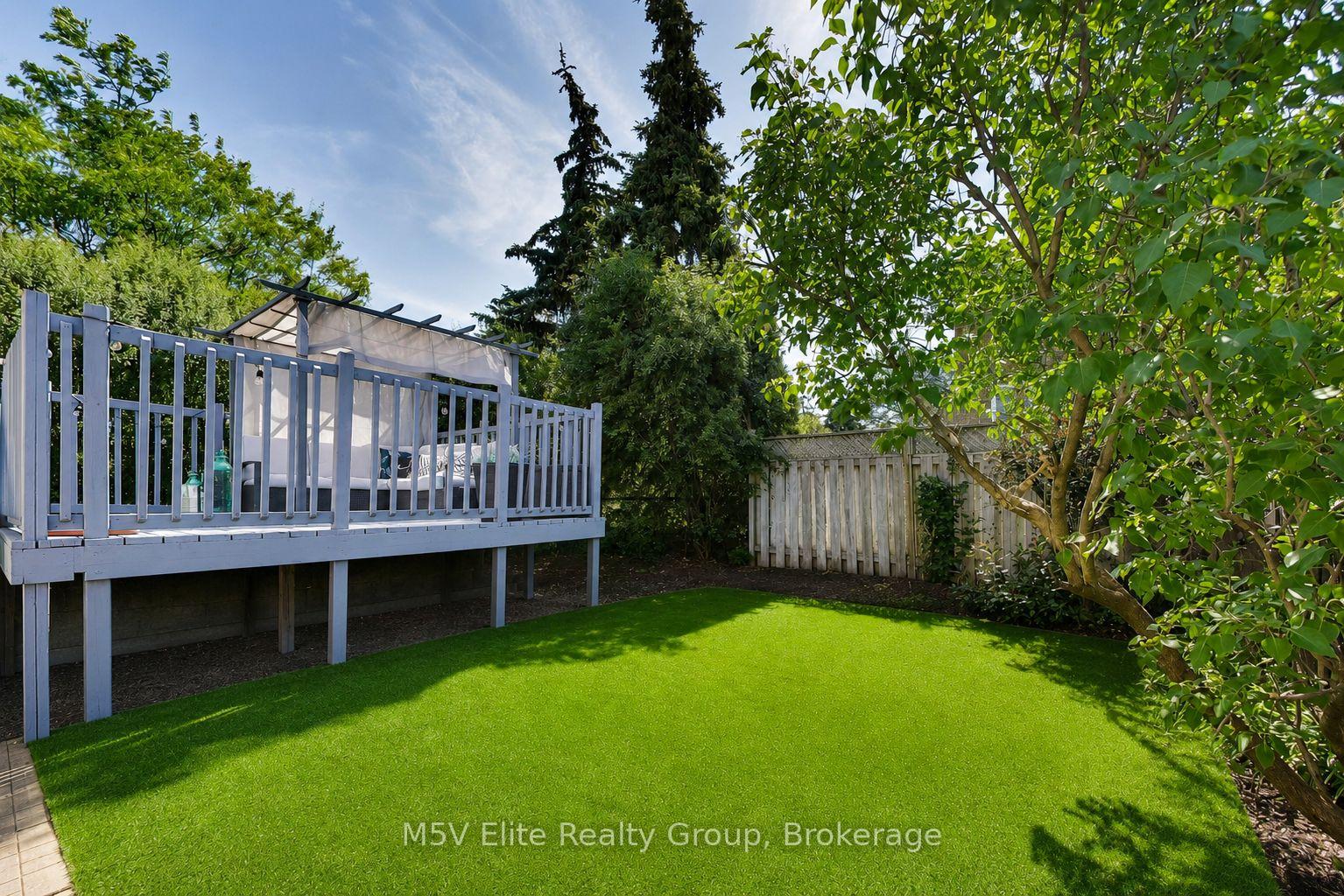 Photo 16 of 46 Royal Orchard Drive, Brampton, Brampton West — HOMEH