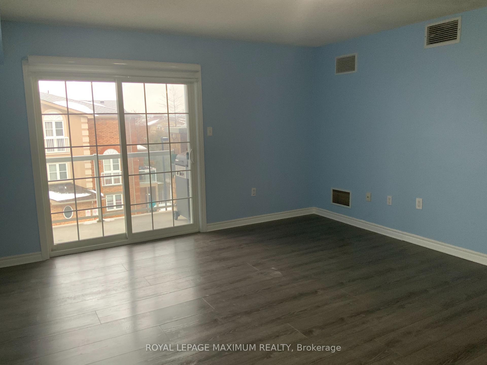 Photo 7 of Unit 29, 137 Sydenham Wells, Barrie, Georgian Drive — HOMEH
