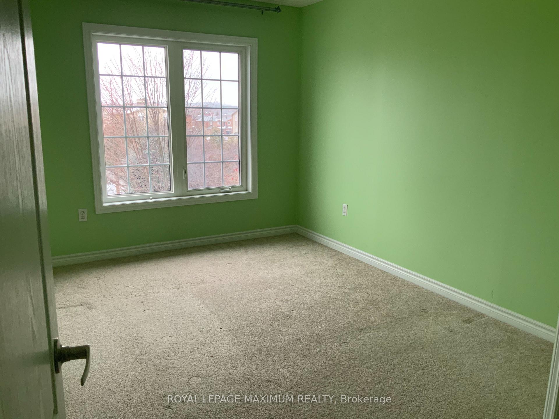 Photo 11 of Unit 29, 137 Sydenham Wells, Barrie, Georgian Drive — HOMEH
