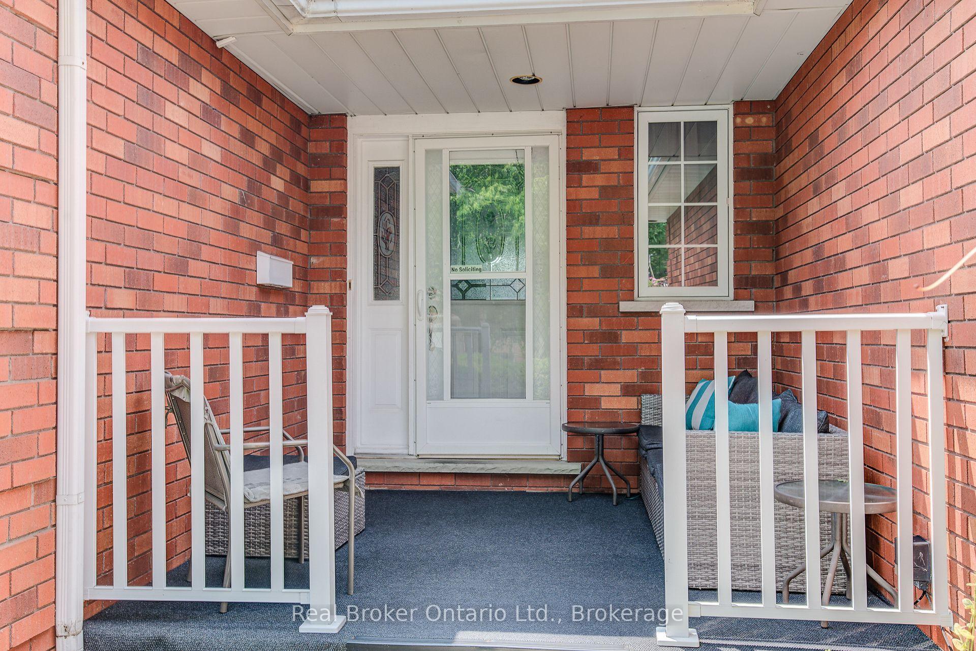 Photo 4 of 45 Olivetree Road, Brantford, Greenbrier — HOMEH