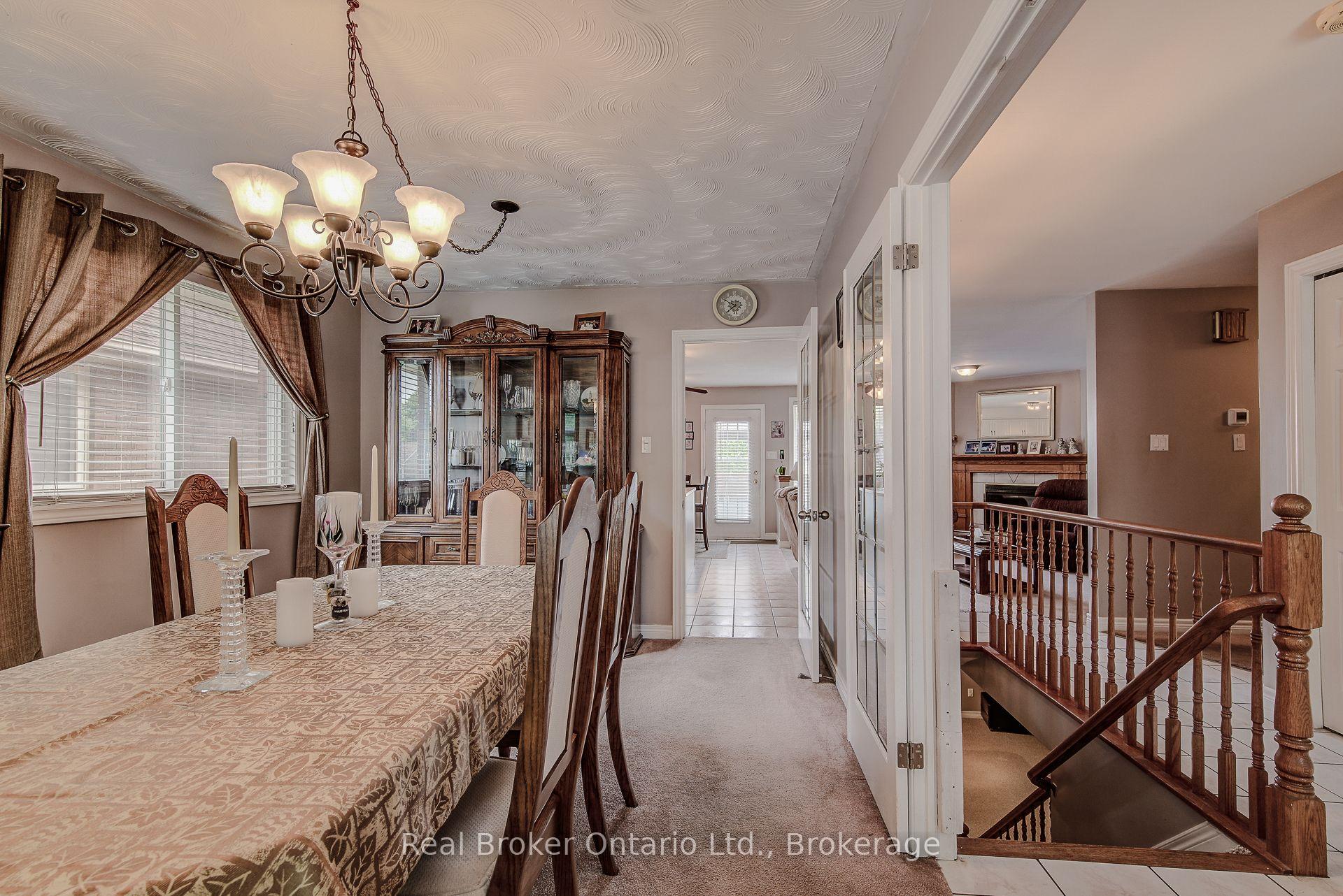 Photo 10 of 45 Olivetree Road, Brantford, Greenbrier — HOMEH