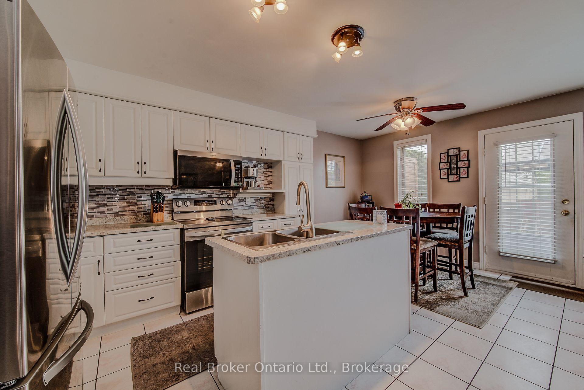 Photo 13 of 45 Olivetree Road, Brantford, Greenbrier — HOMEH