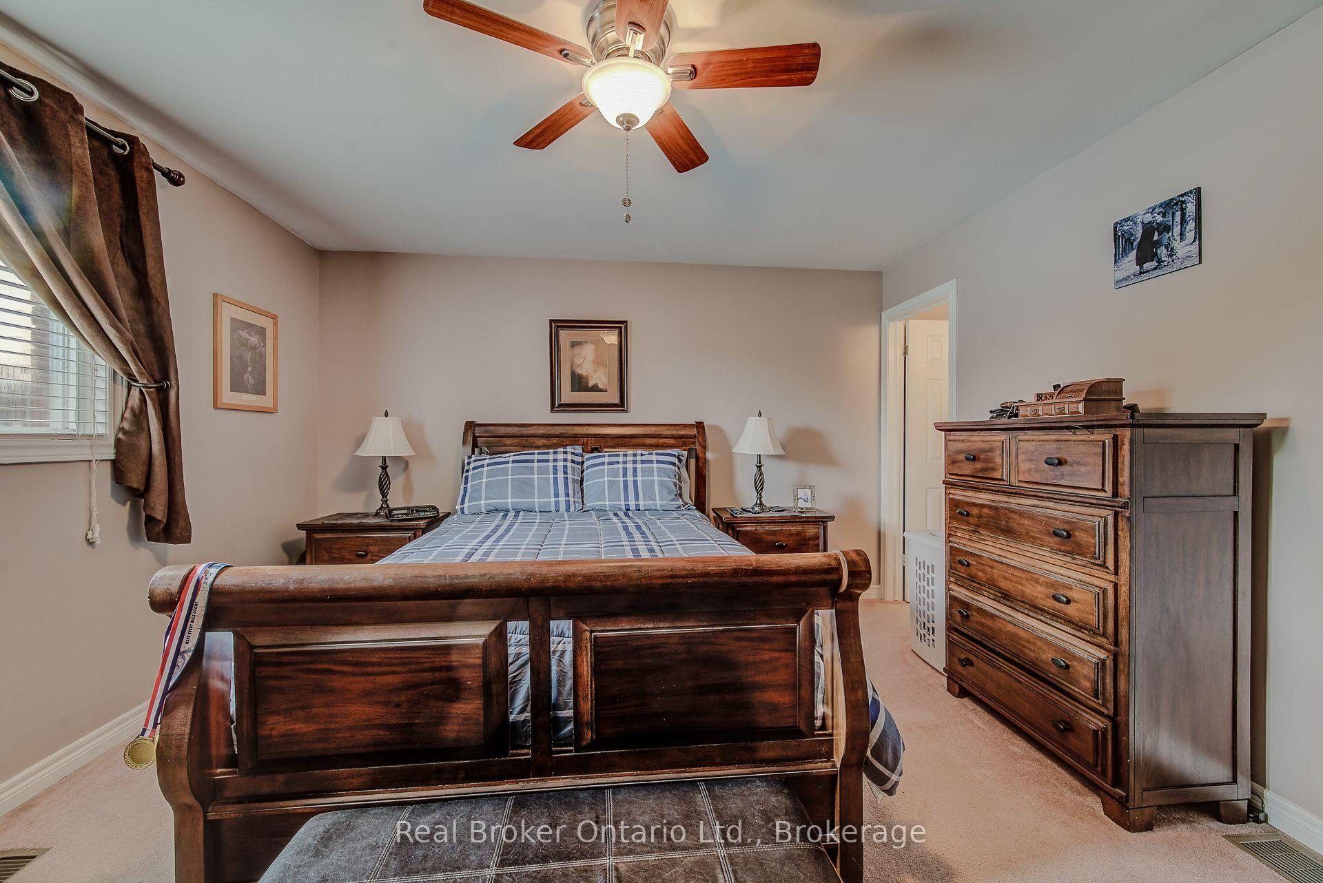 Photo 23 of 45 Olivetree Road, Brantford, Greenbrier — HOMEH