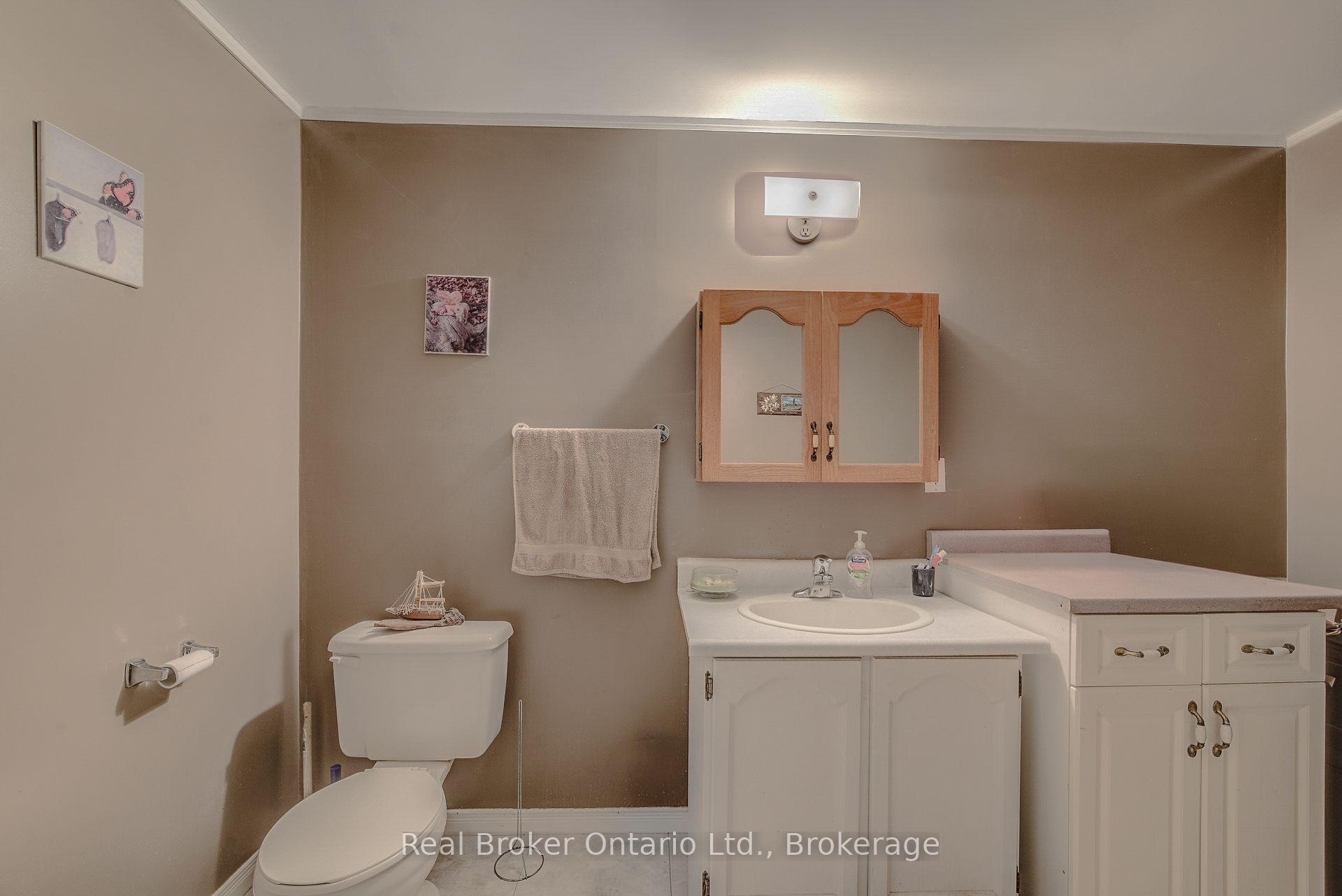 Photo 40 of 45 Olivetree Road, Brantford, Greenbrier — HOMEH
