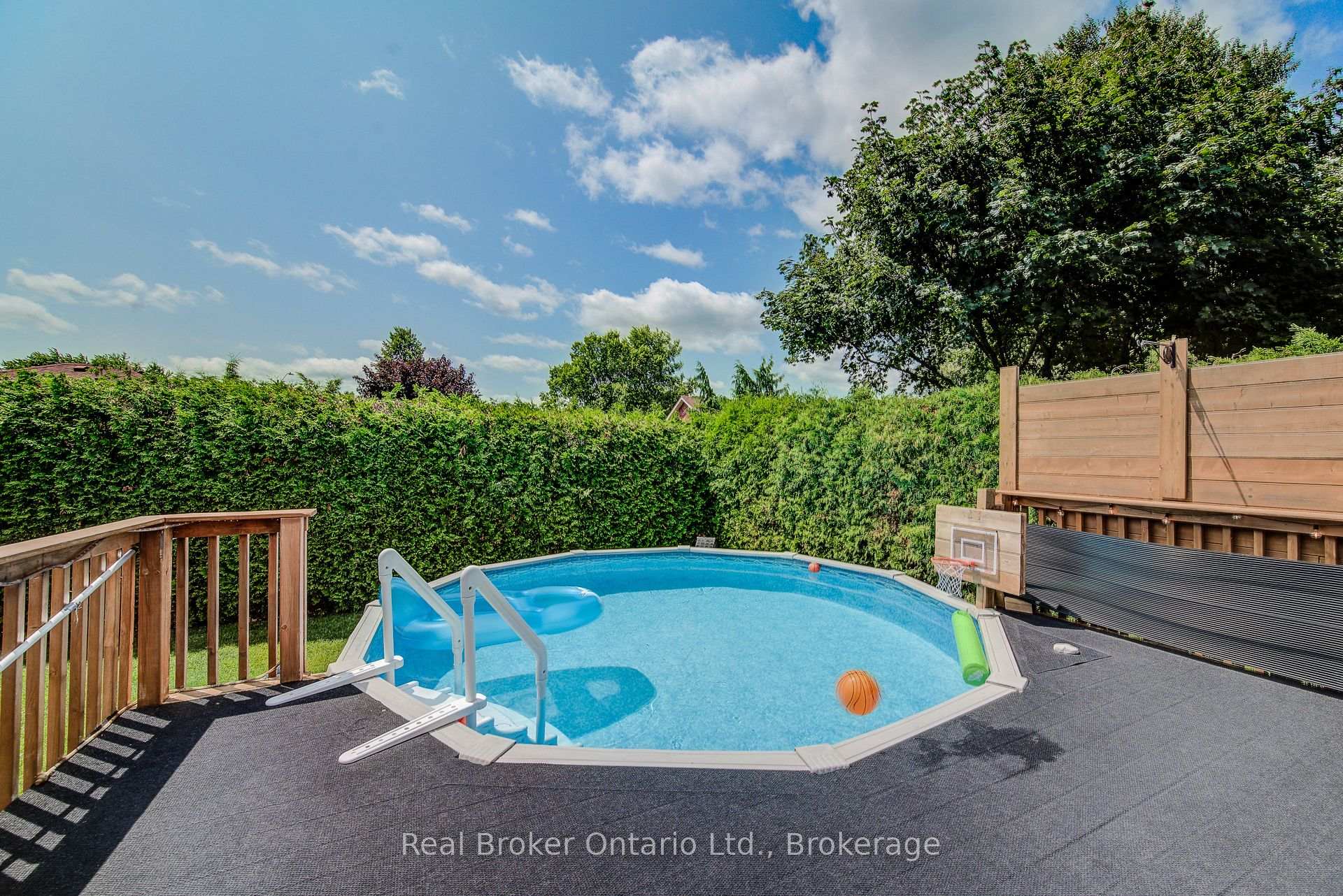 Photo 47 of 45 Olivetree Road, Brantford, Greenbrier — HOMEH