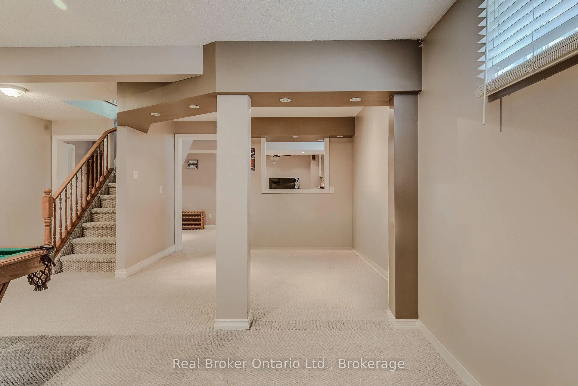 Photo 33 of 45 Olivetree Road, Brantford, Greenbrier — HOMEH