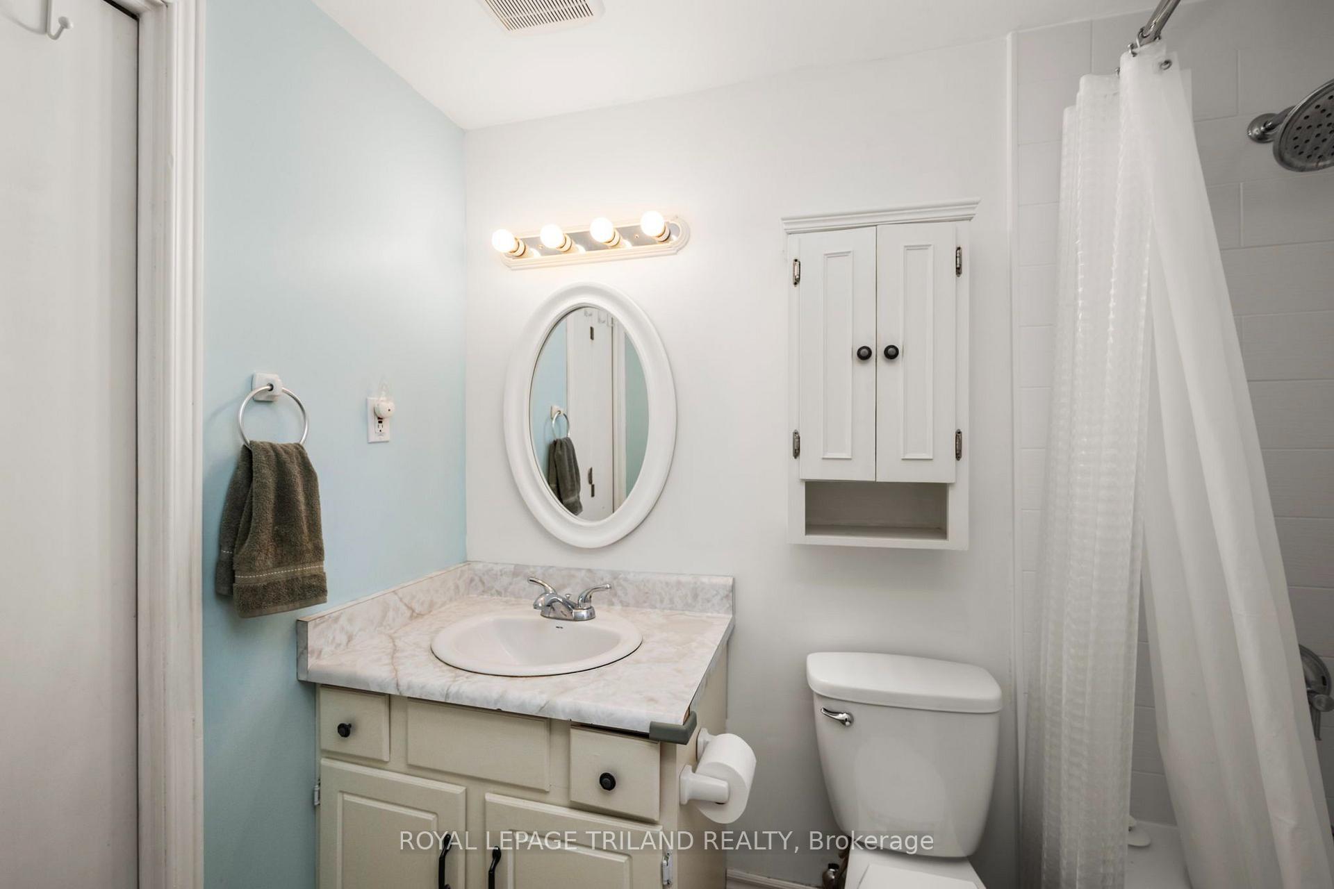 Photo 20 of Unit 14, 300 Sandringham Crescent, London, South R — HOMEH