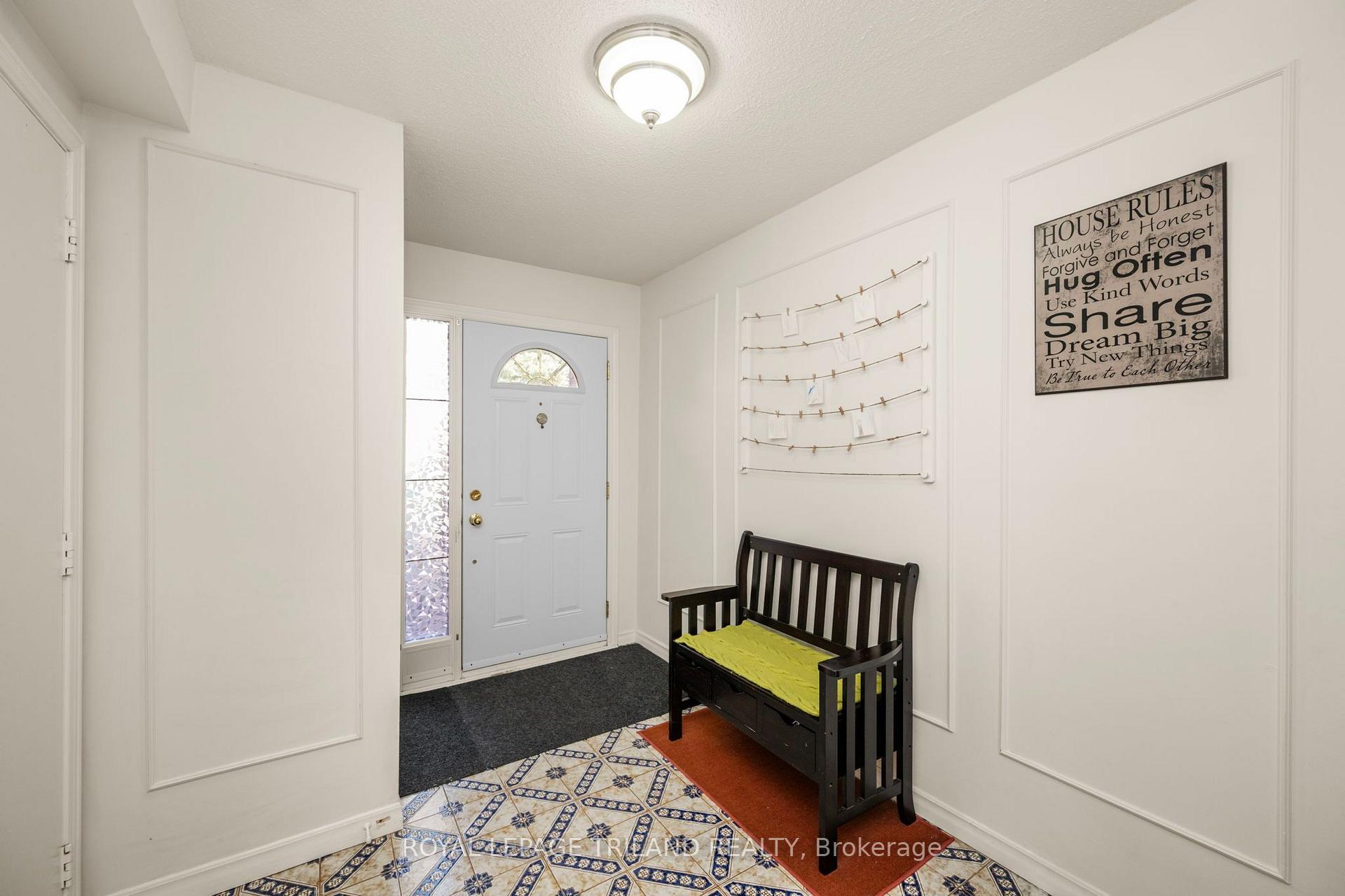 Photo 6 of Unit 14, 300 Sandringham Crescent, London, South R — HOMEH