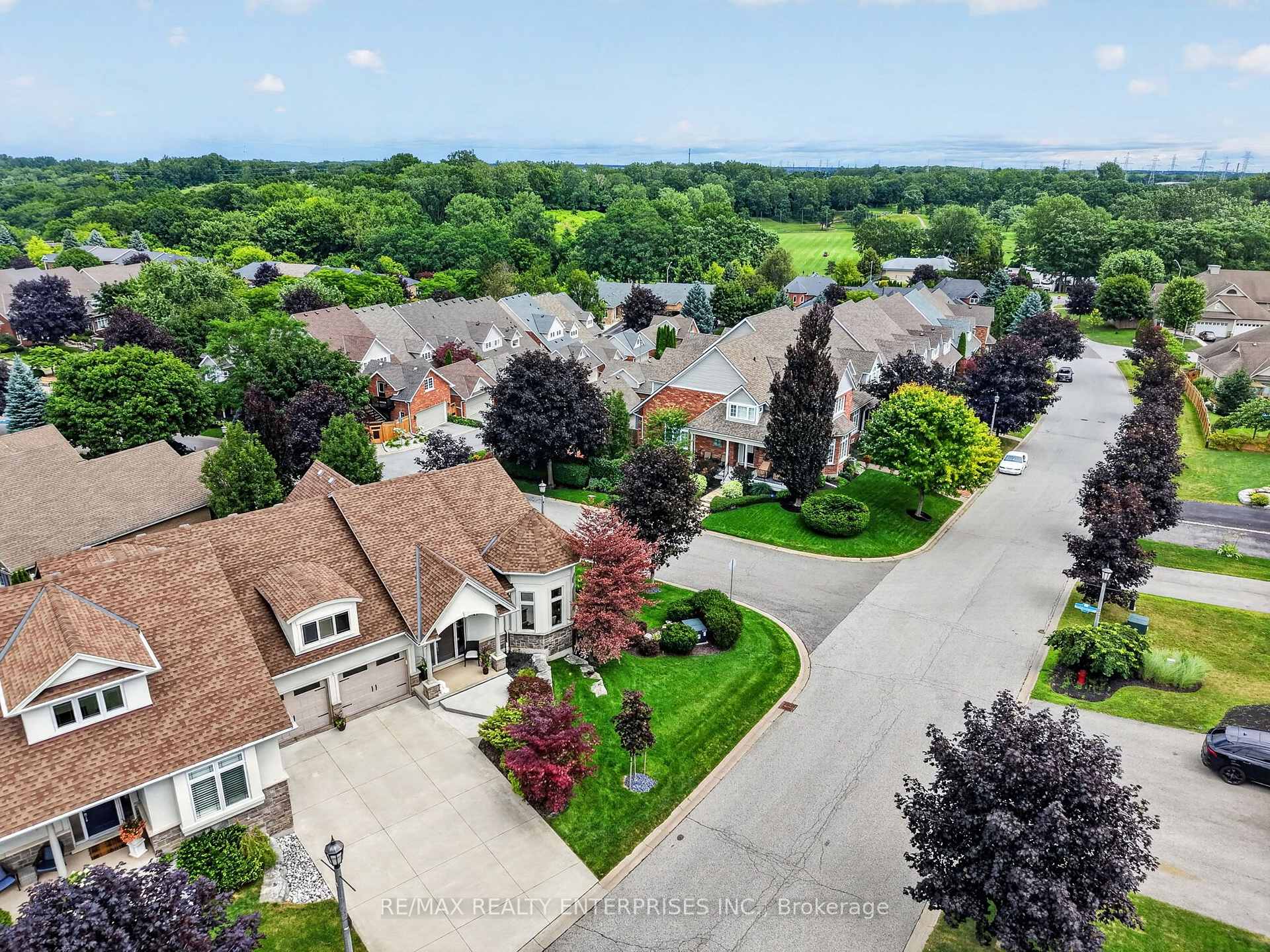 Photo 44 of 6339 Pinestone Road, Niagara Falls, Stamford — HOMEH