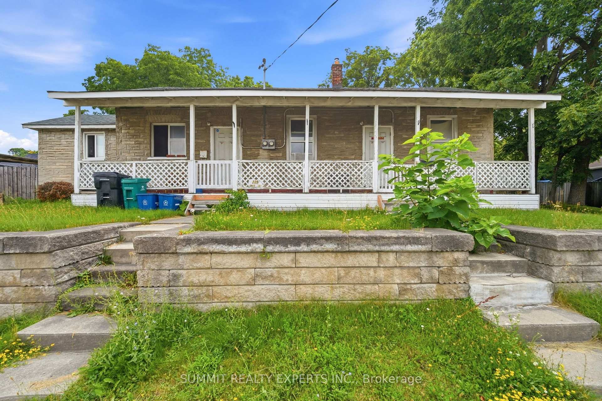 Photo 2 of 225 Ainsile Street S, Cambridge, East Galt — HOMEH
