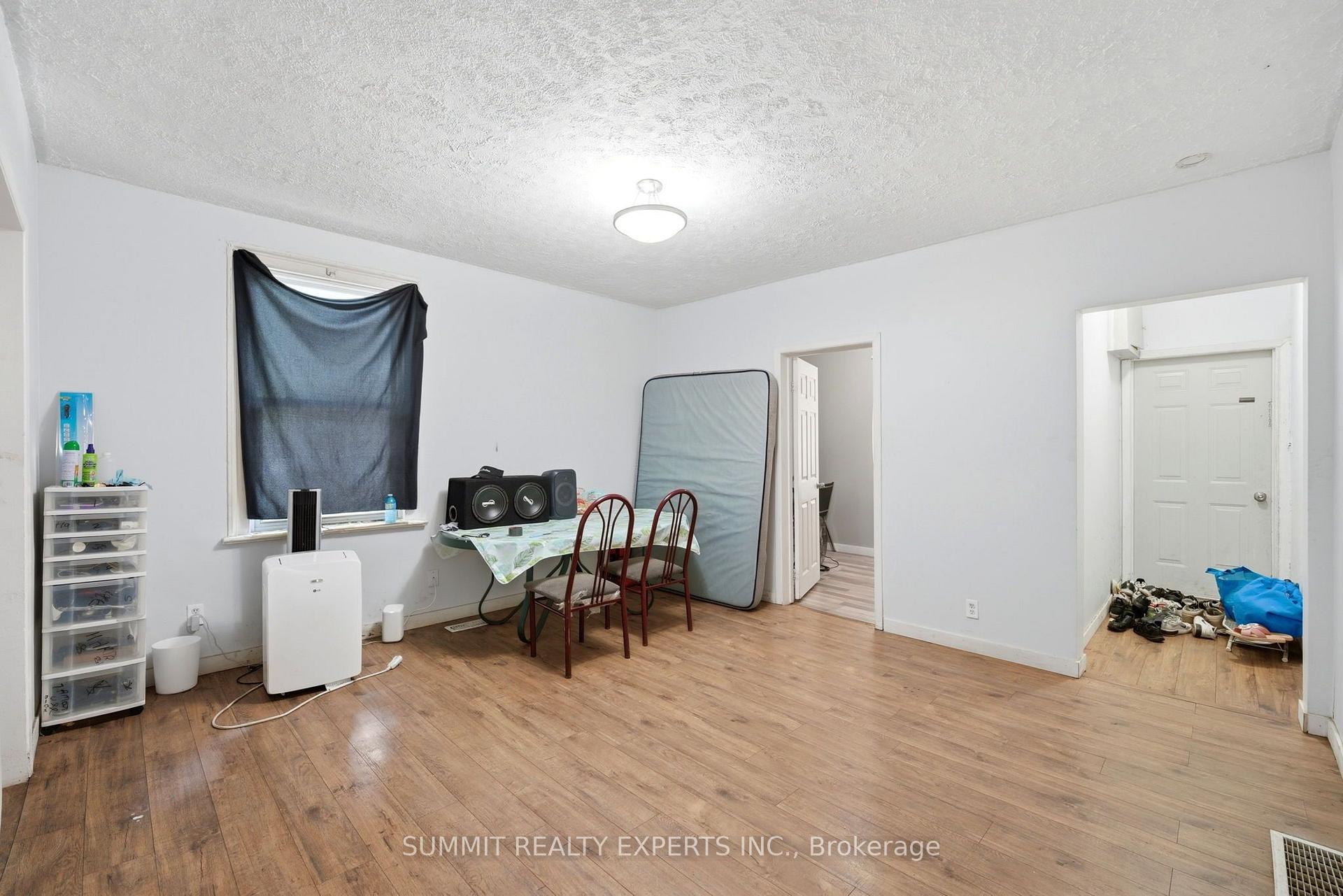 Photo 17 of 225 Ainsile Street S, Cambridge, East Galt — HOMEH
