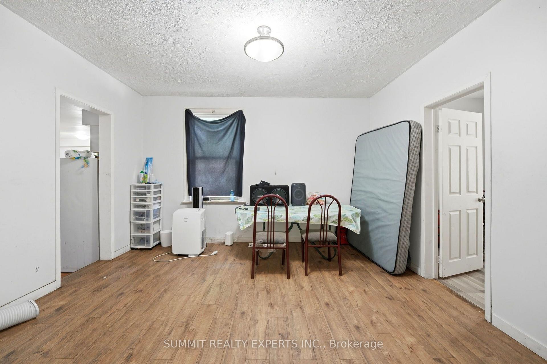 Photo 18 of 225 Ainsile Street S, Cambridge, East Galt — HOMEH