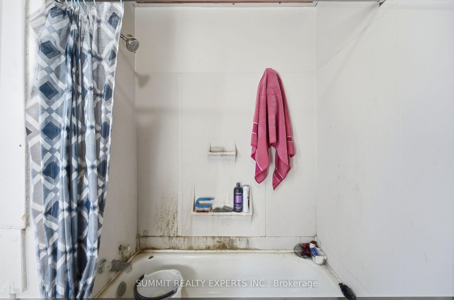 Photo 20 of 225 Ainsile Street S, Cambridge, East Galt — HOMEH
