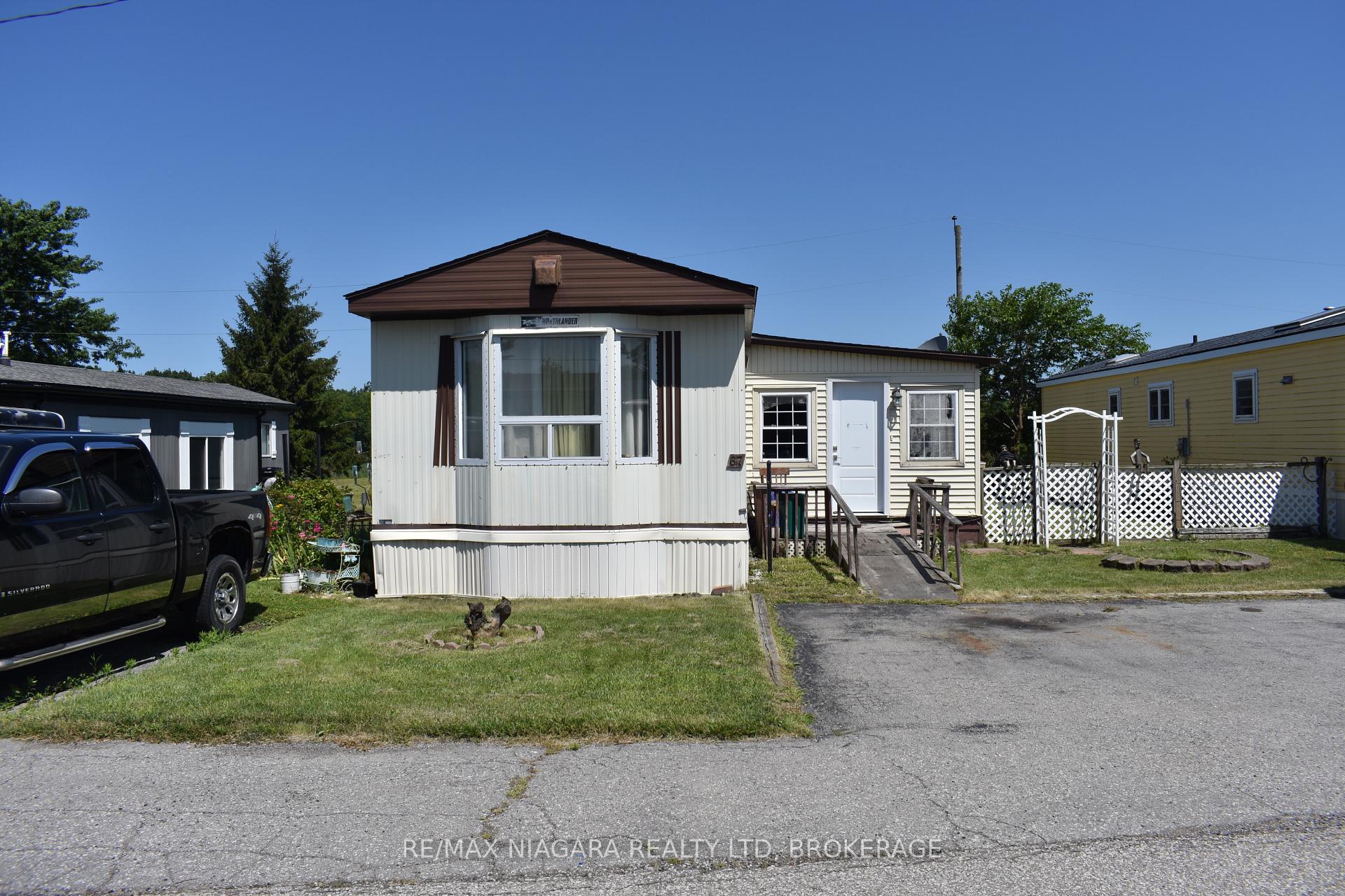 Photo 1 of Unit 67, 2175 Mewburn Road, Niagara Falls, Casey — HOMEH