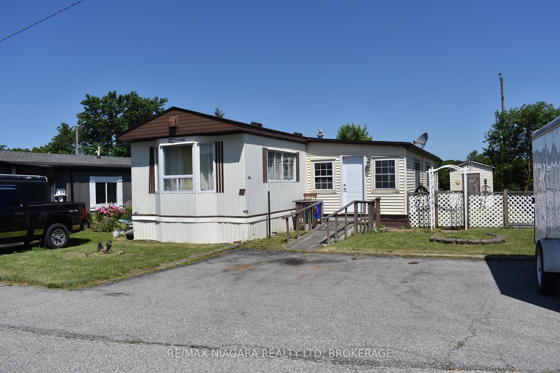 Photo 2 of Unit 67, 2175 Mewburn Road, Niagara Falls, Casey — HOMEH