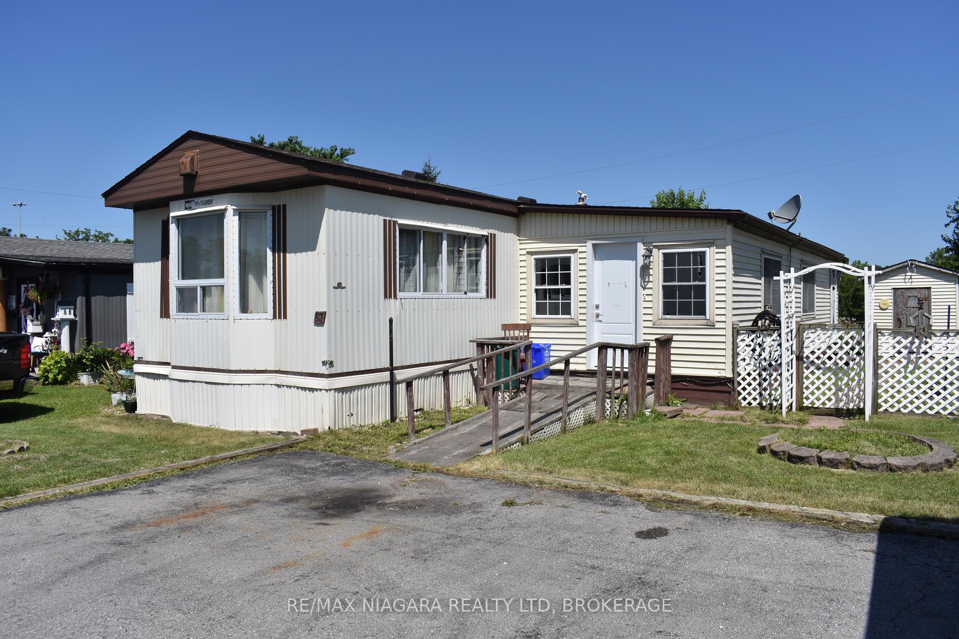 Photo 3 of Unit 67, 2175 Mewburn Road, Niagara Falls, Casey — HOMEH
