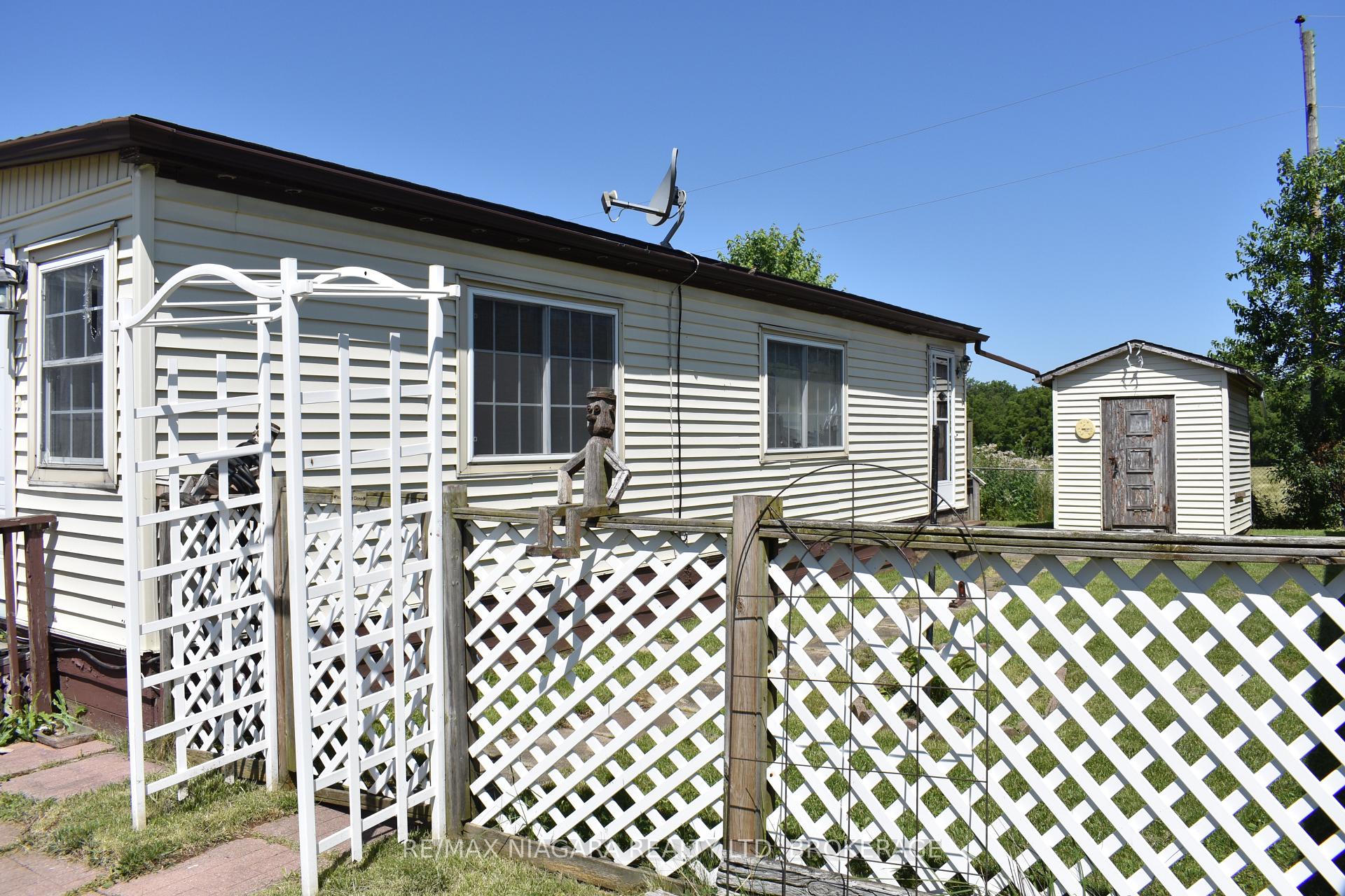 Photo 4 of Unit 67, 2175 Mewburn Road, Niagara Falls, Casey — HOMEH