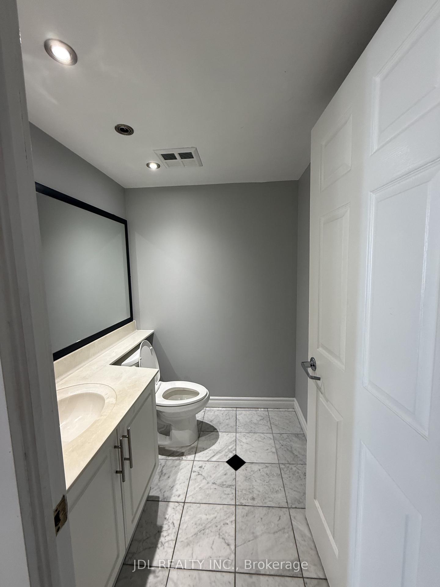 Photo 10 of Unit 1012, 23 Lorraine Drive, North York, Willowdale West — HOMEH