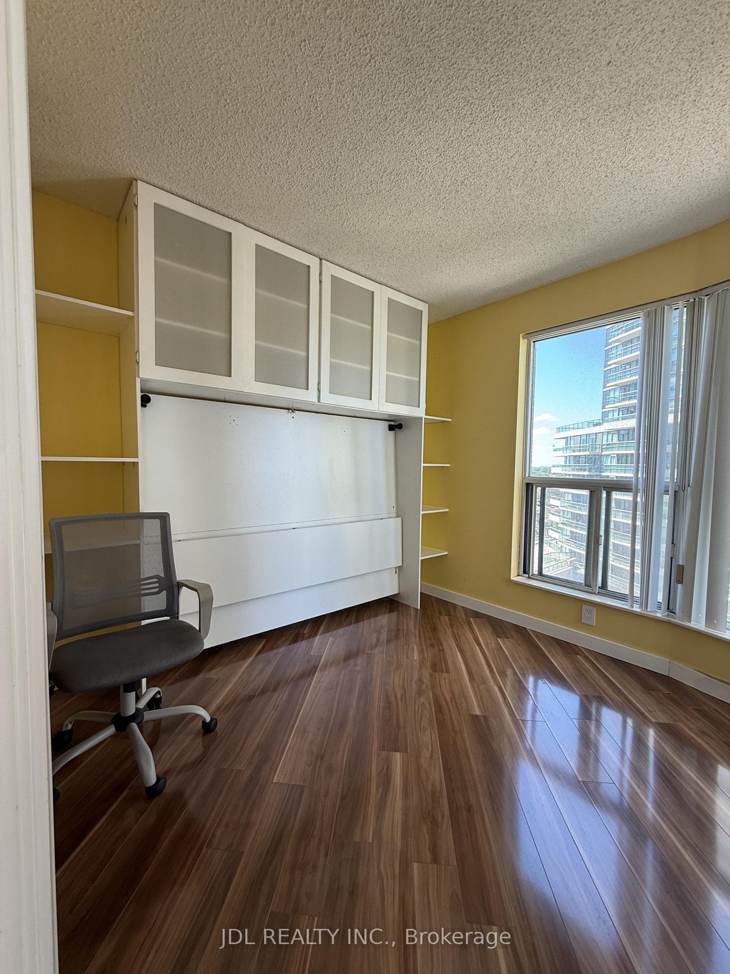 Photo 14 of Unit 1012, 23 Lorraine Drive, North York, Willowdale West — HOMEH