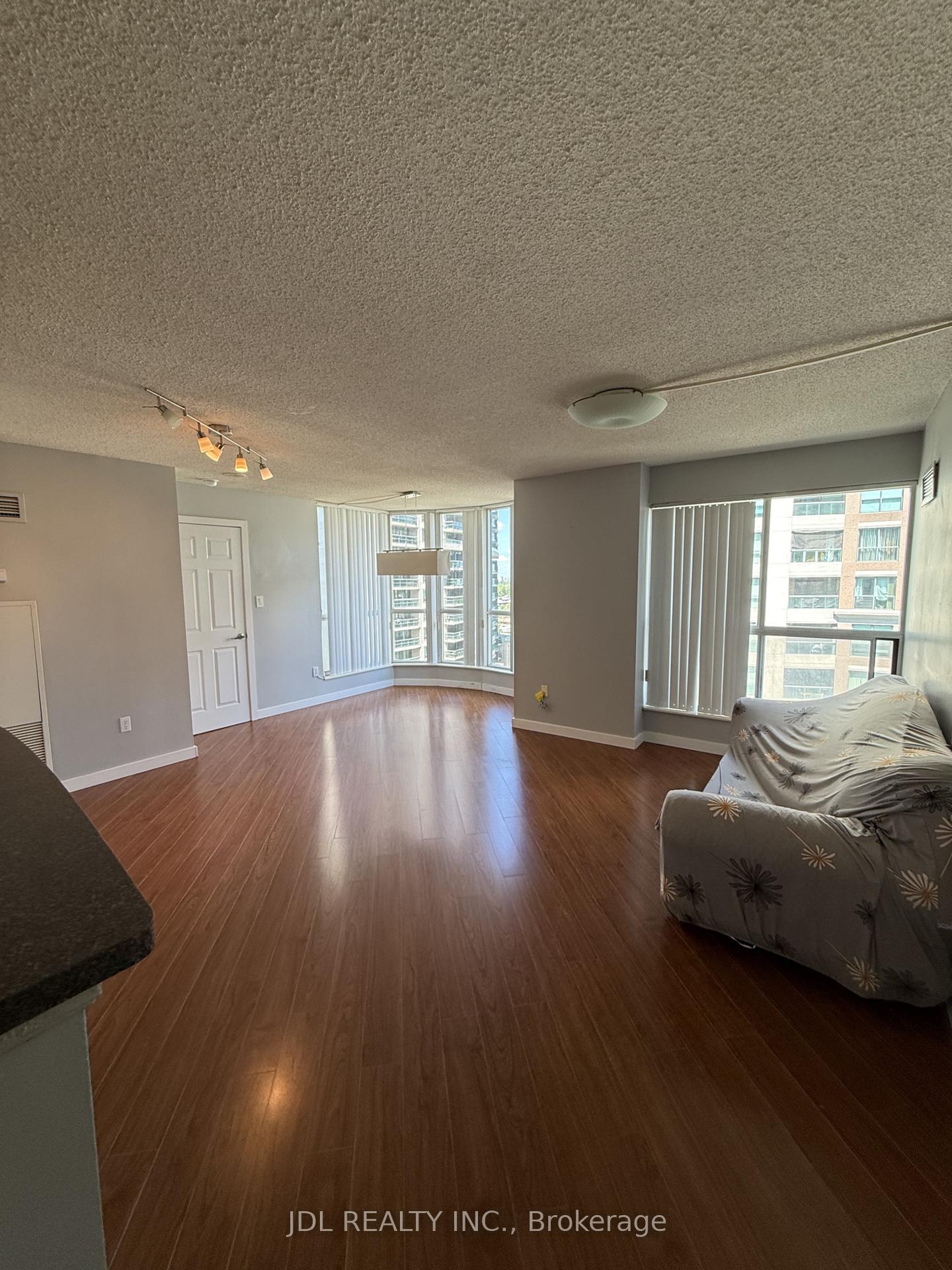 Photo 16 of Unit 1012, 23 Lorraine Drive, North York, Willowdale West — HOMEH