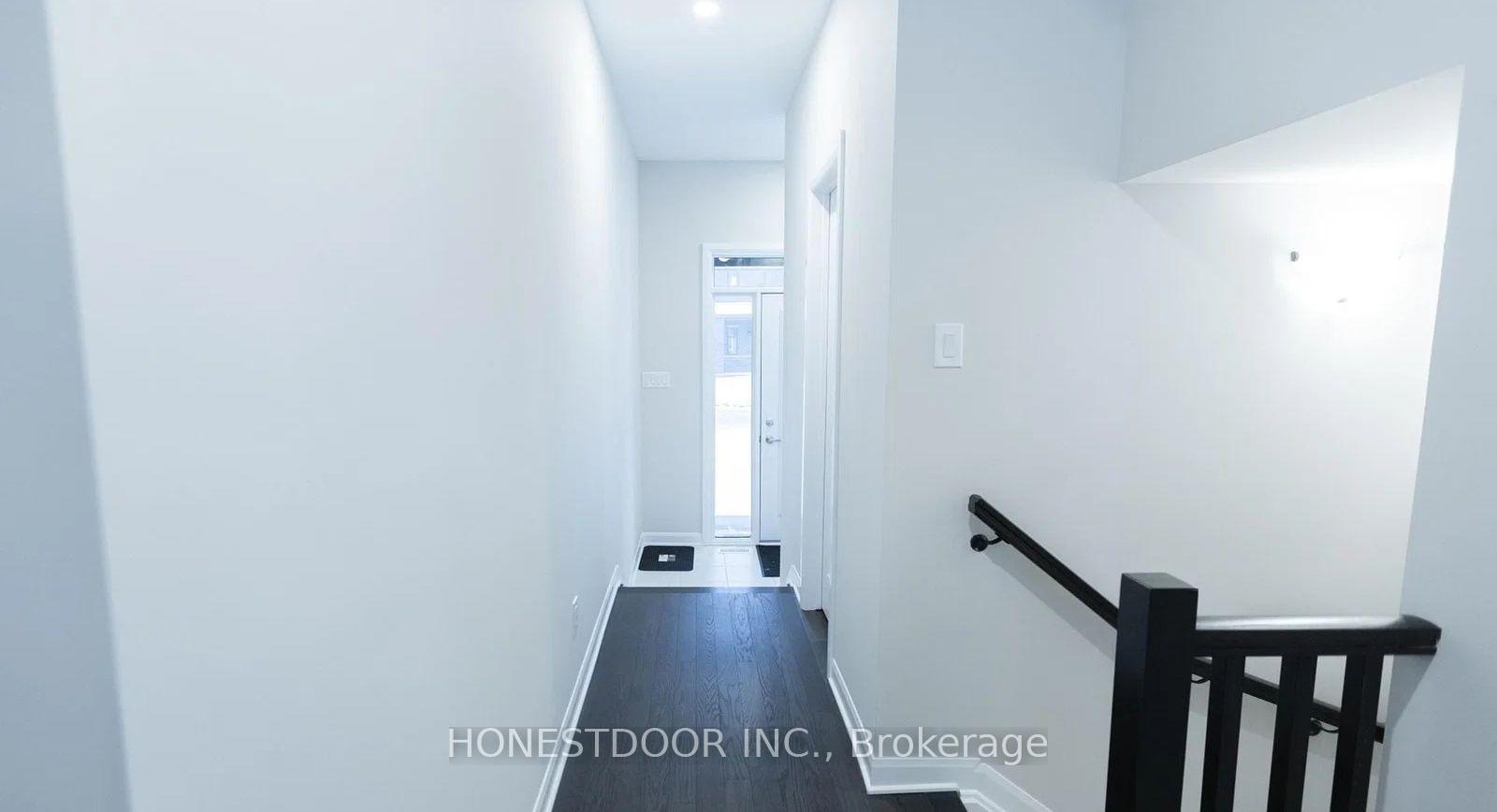 Photo 5 of 152 Invention Boulevard, Ottawa, Kanata - Morgan's Grant/South March — HOMEH