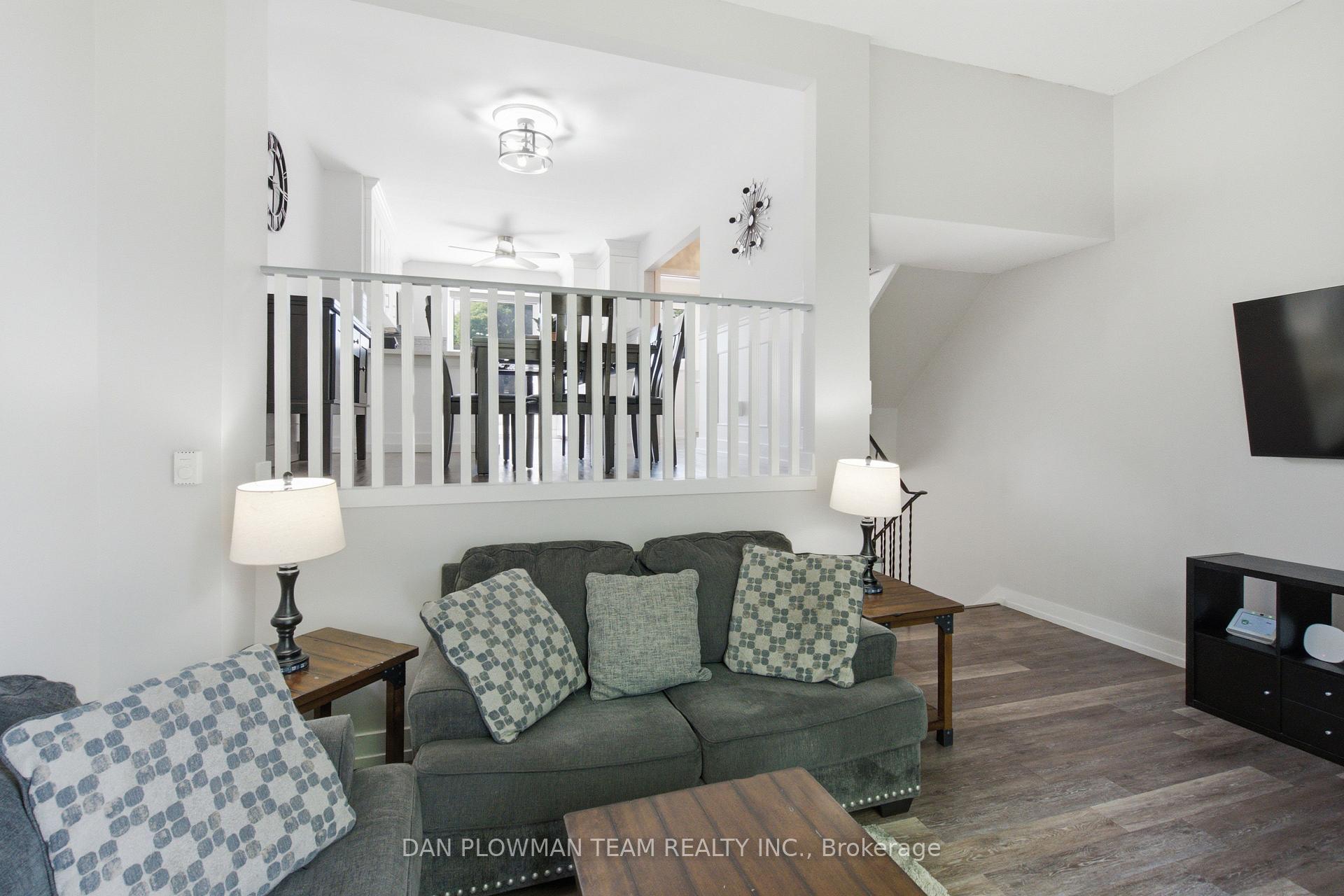 Photo 10 of Unit 45, 350 Camelot Court, Oshawa, Eastdale — HOMEH