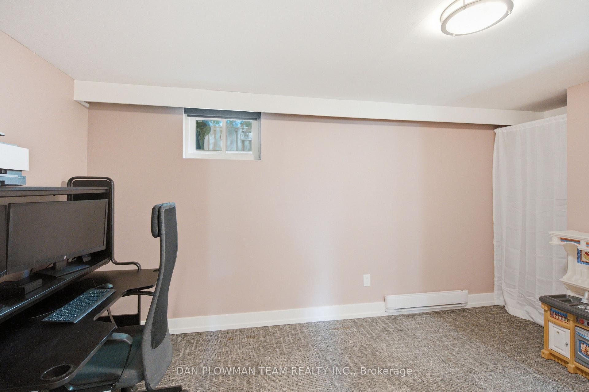 Photo 26 of Unit 45, 350 Camelot Court, Oshawa, Eastdale — HOMEH
