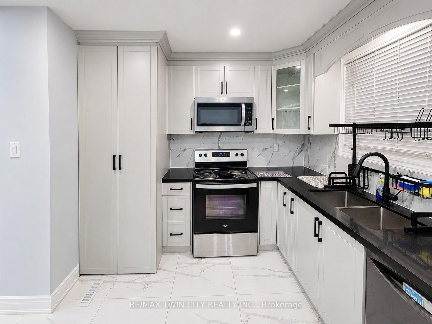 Photo 7 of Unit 1 (upper), 117 Markwood Drive, Kitchener, Victoria Hills — HOMEH