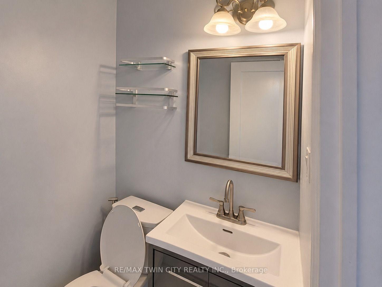 Photo 9 of Unit 1 (upper), 117 Markwood Drive, Kitchener, Victoria Hills — HOMEH