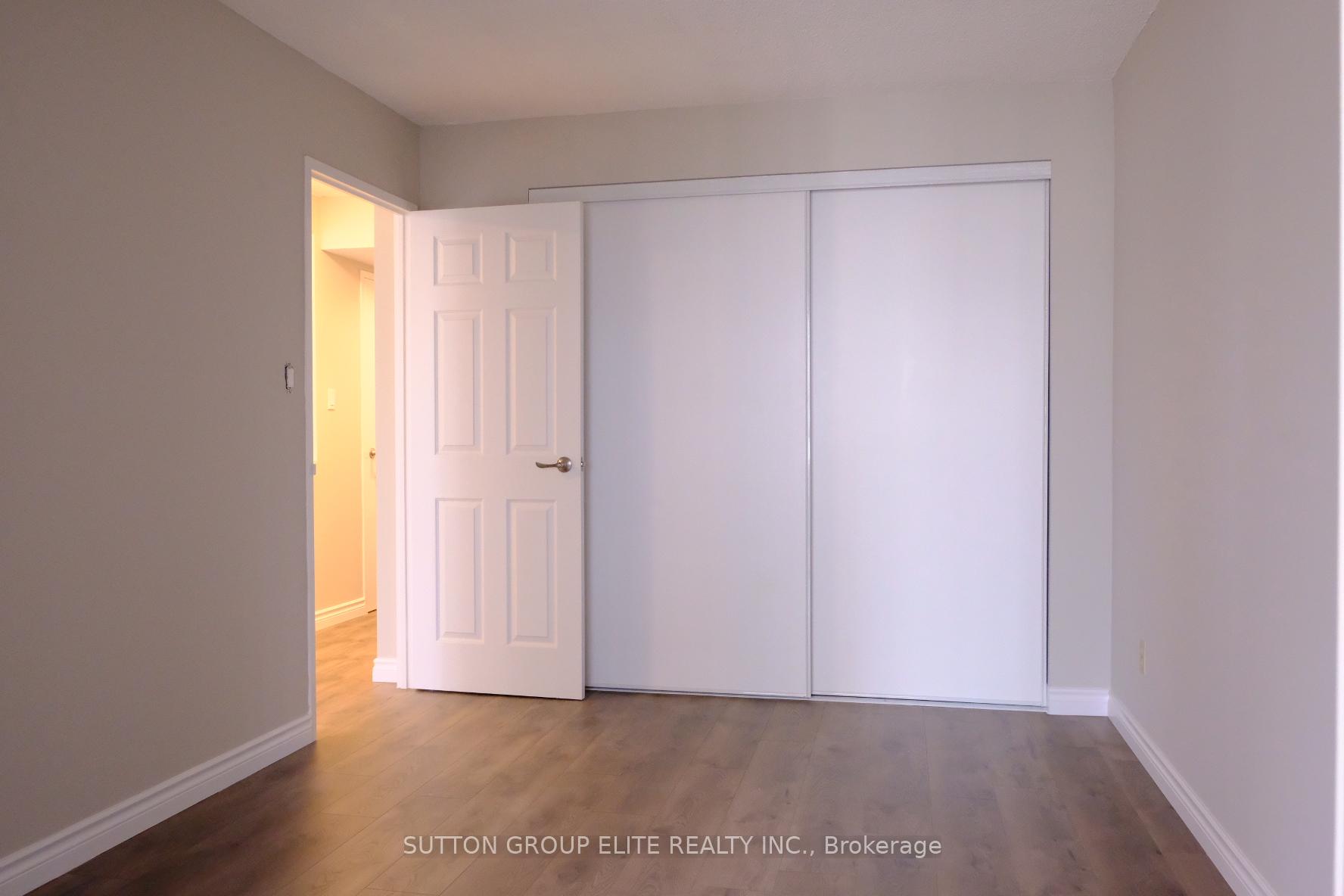 Photo 8 of Unit 2502, 633 Bay Street, Toronto, Bay Street Corridor — HOMEH