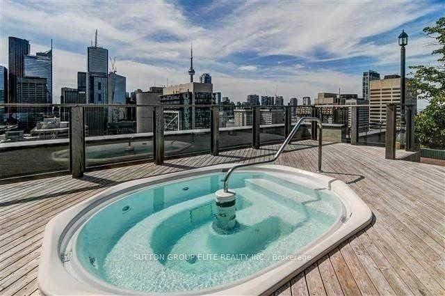 Photo 10 of Unit 2502, 633 Bay Street, Toronto, Bay Street Corridor — HOMEH