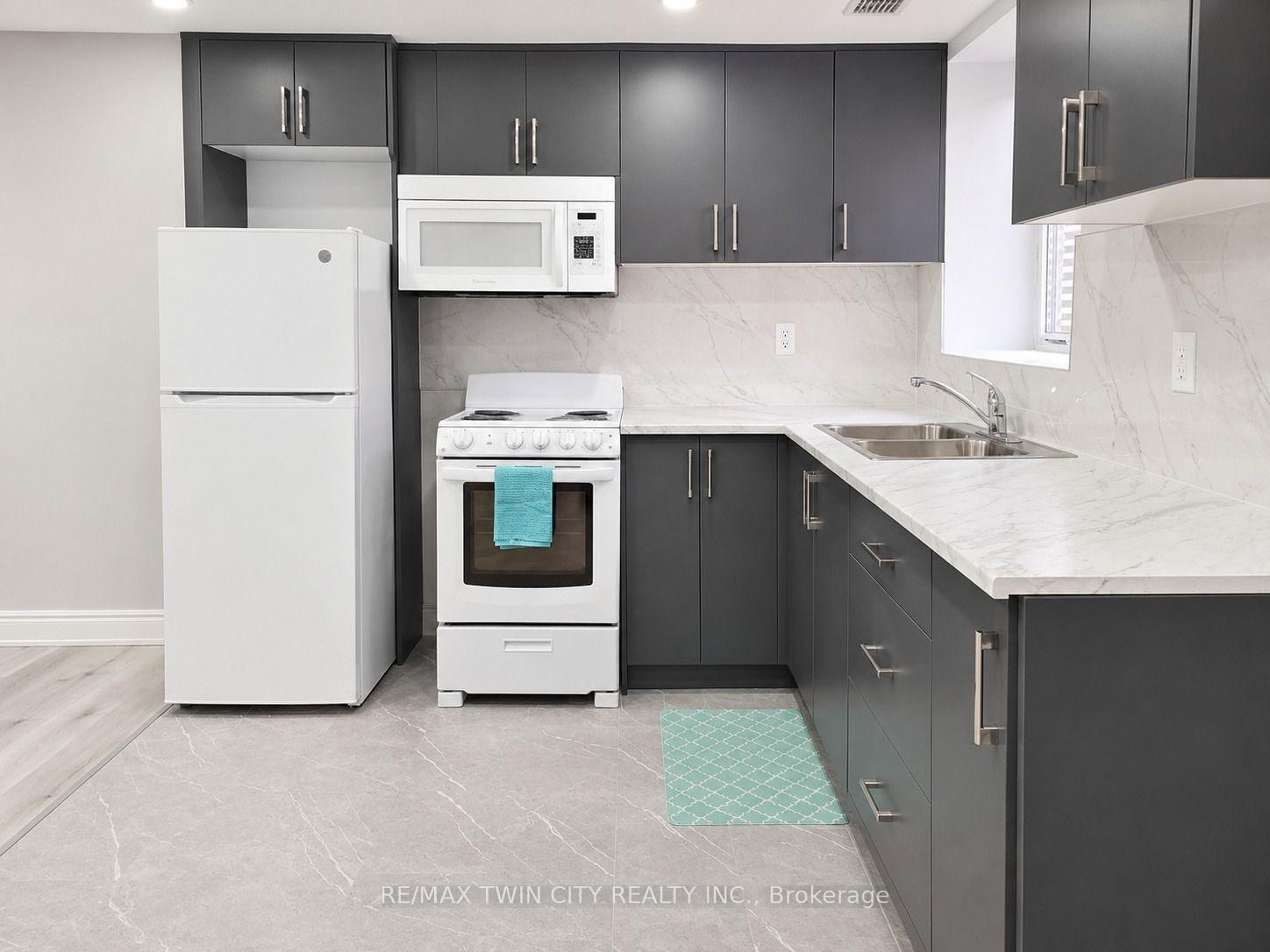 Photo 11 of Unit 2 (Lower), 117 Markwood Drive, Kitchener, Victoria Hills — HOMEH