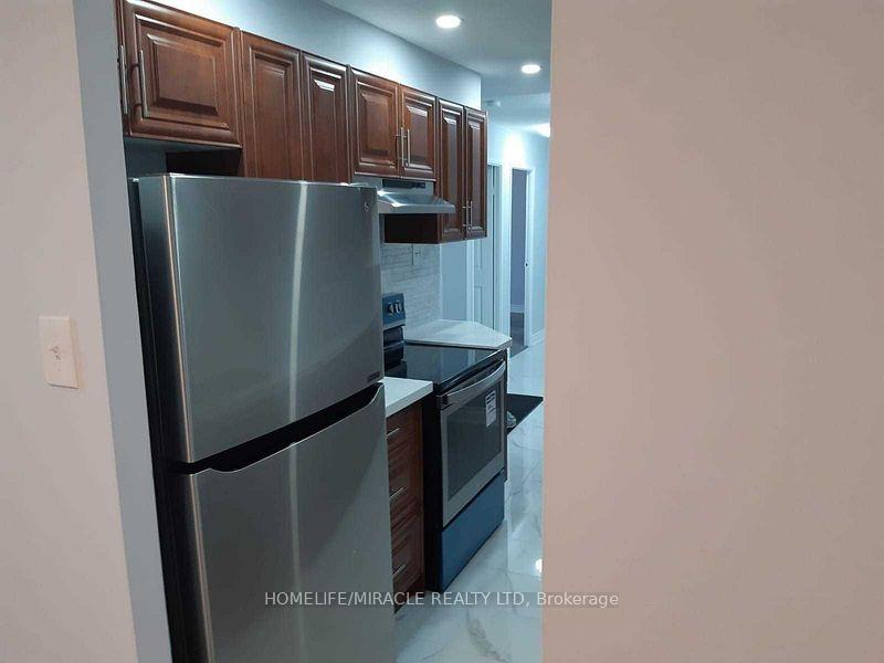 Photo 2 of Unit 108, 2645 Kipling Avenue, Etobicoke, Mount Olive-Silverstone-Jamestown — HOMEH