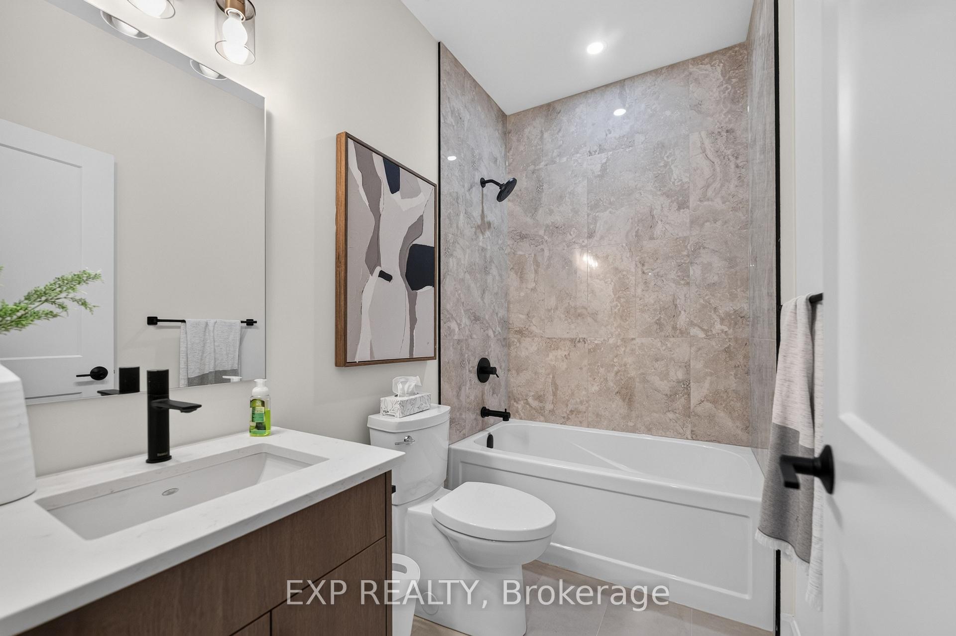 Photo 15 of 11 Stickles Street, Pelham, Fonthill — HOMEH
