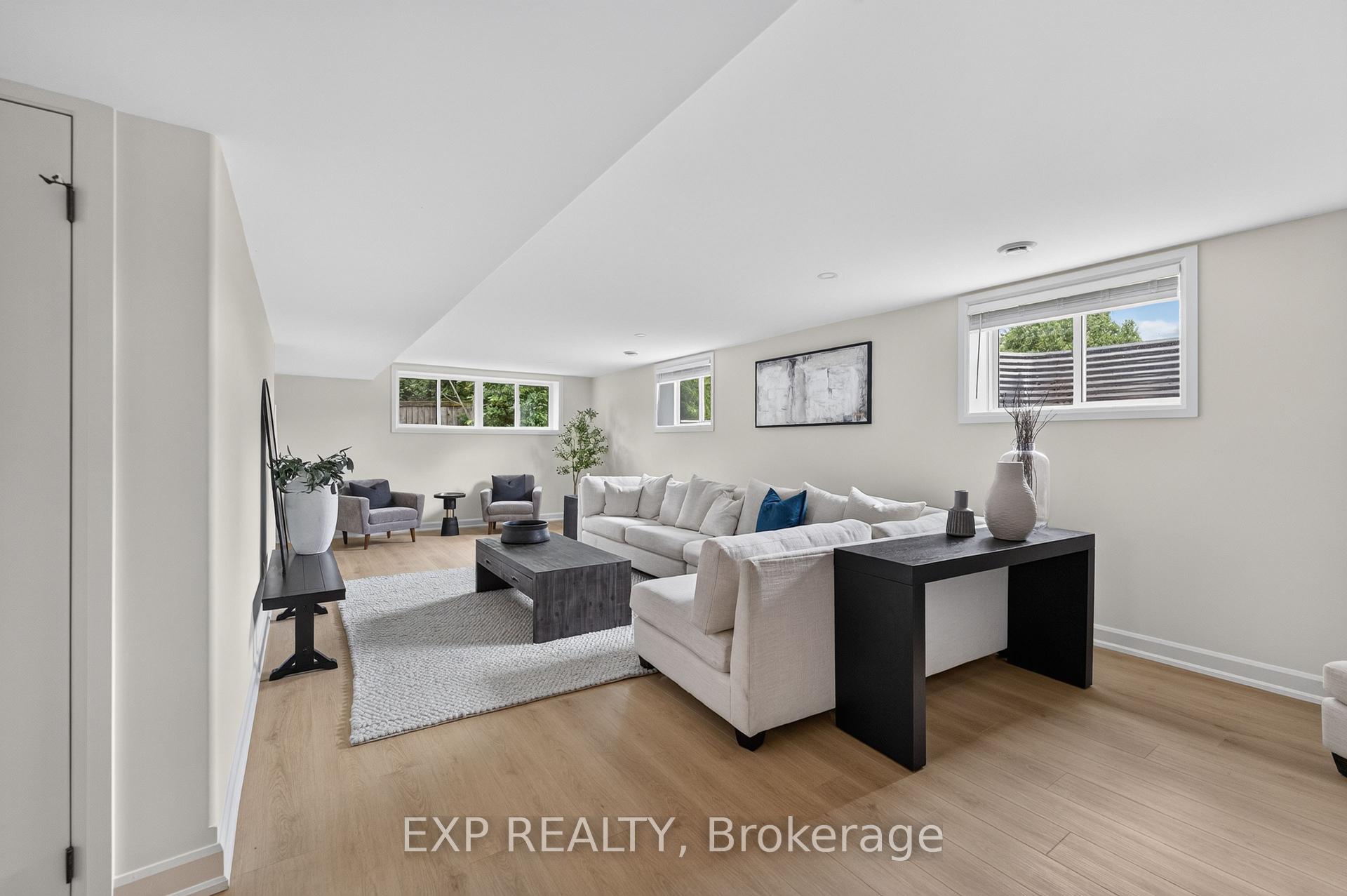 Photo 23 of 11 Stickles Street, Pelham, Fonthill — HOMEH