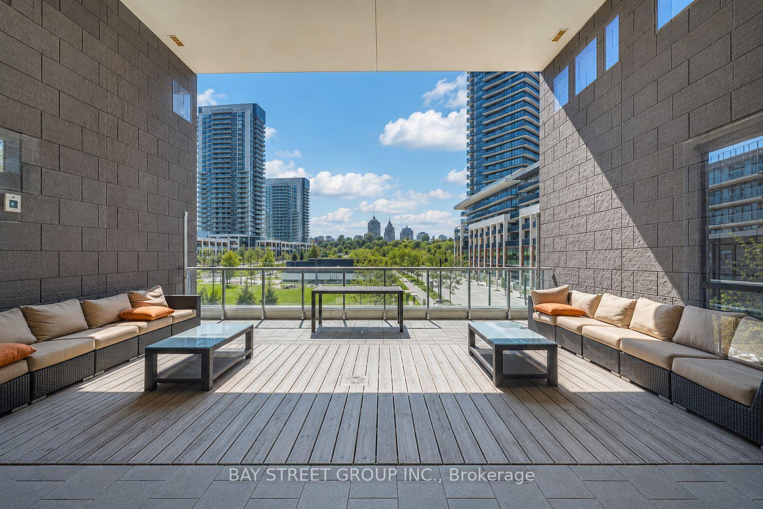 Photo 5 of Unit 2906, 121 McMahon Drive, North York, Bayview Village — HOMEH